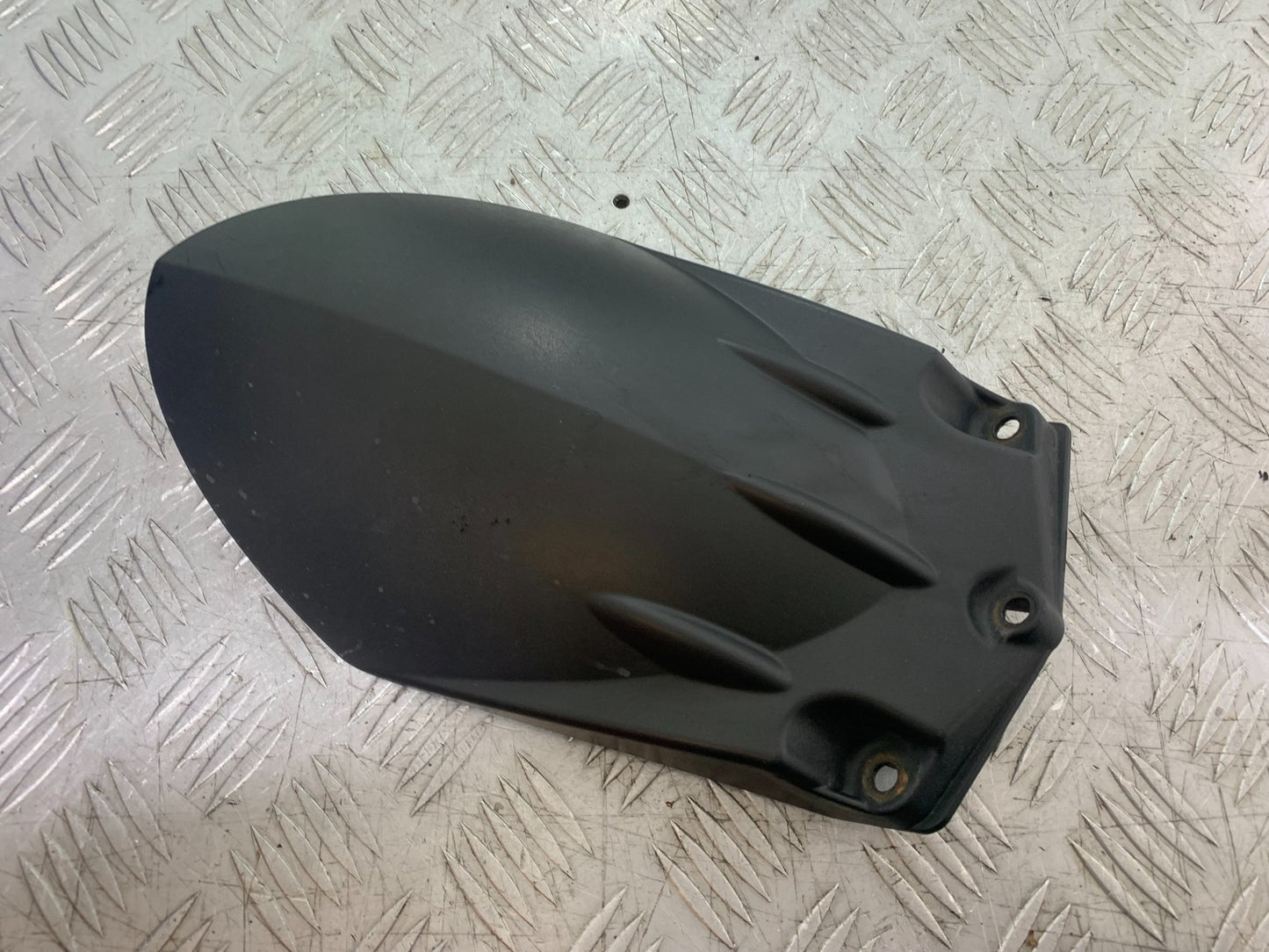 TRIUMPH 1050 SPEED TRIPLE HUGGER YEAR 2005-2007 (CMB1322)