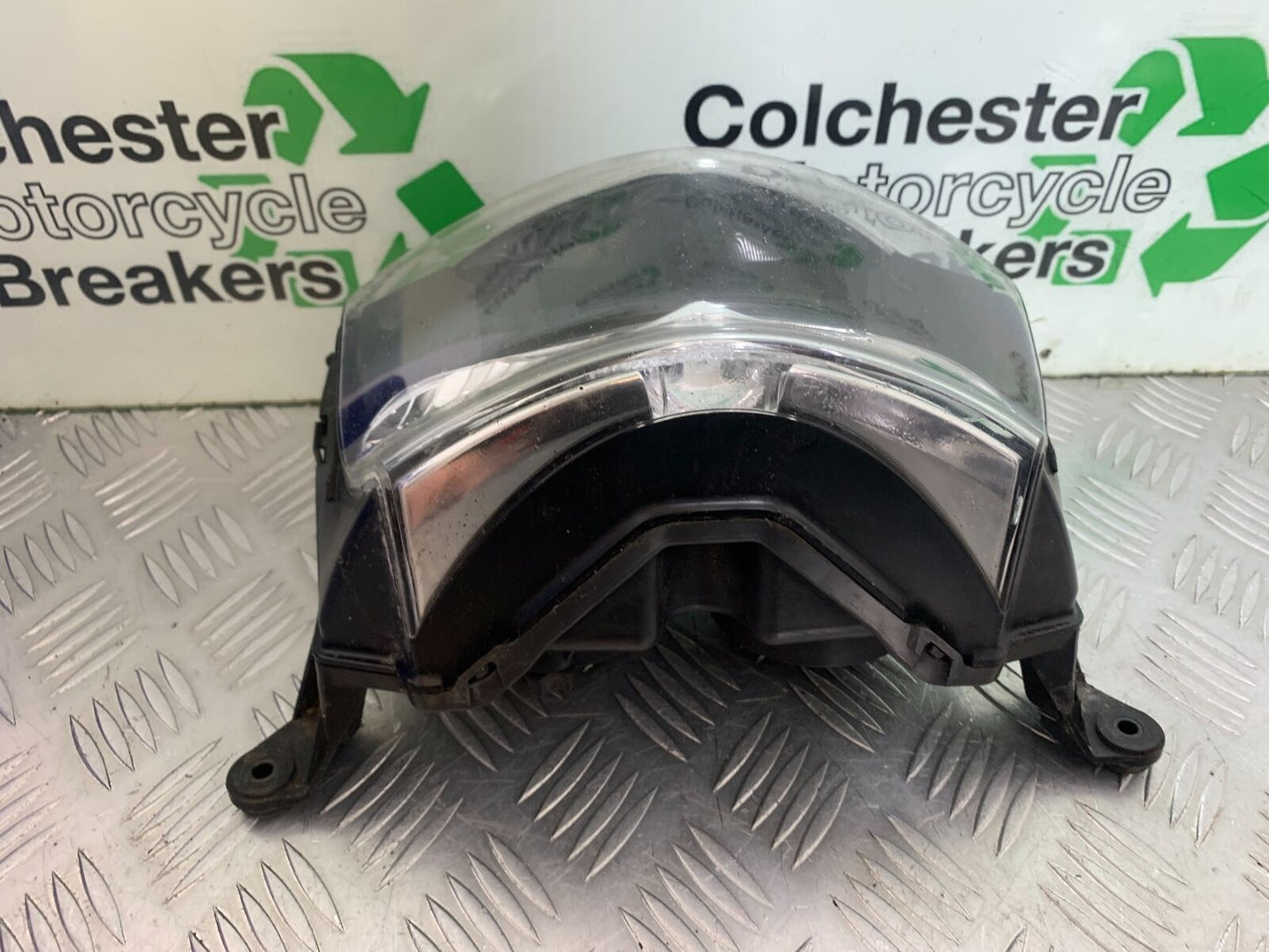 KAWASAKI Z750 Z 750 HEADLIGHT   YEAR 2004-2006  (CMB1104)