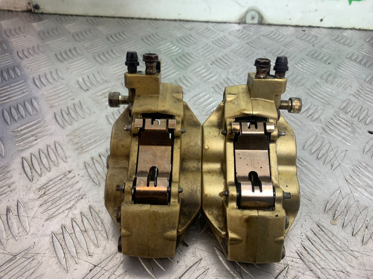 DUCATI 996 SPS 748 916 998 FRONT BRAKE CALIPERS   1999-2000 (CMB1209)