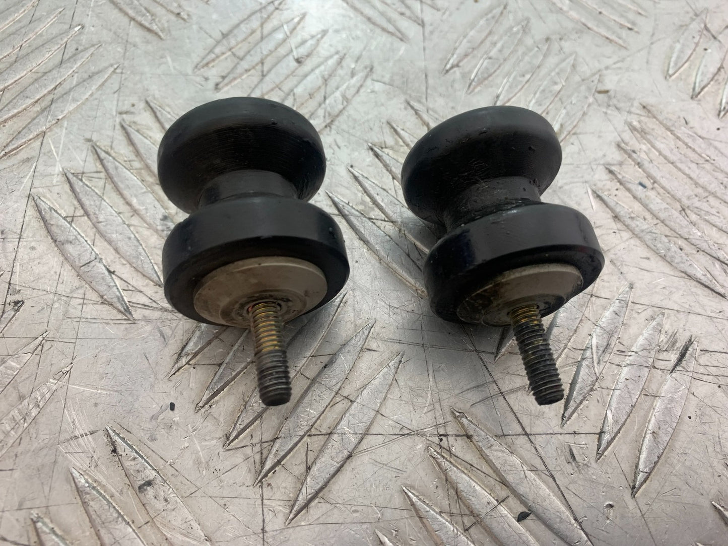 YAMAHA XSR900 XSR 900 SWINGARM BOBBINS  YEAR 2022-2024 (CMB1215)