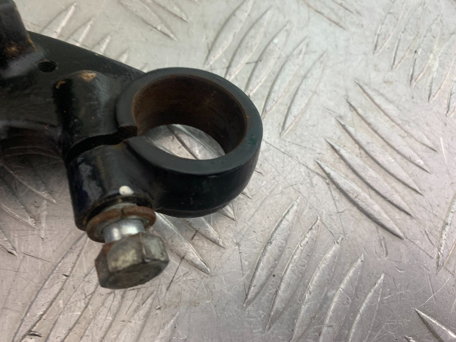 YAMAHA YS125 YS 125 BOTTOM YOKE   YEAR 2017-2021 (CMB1321)