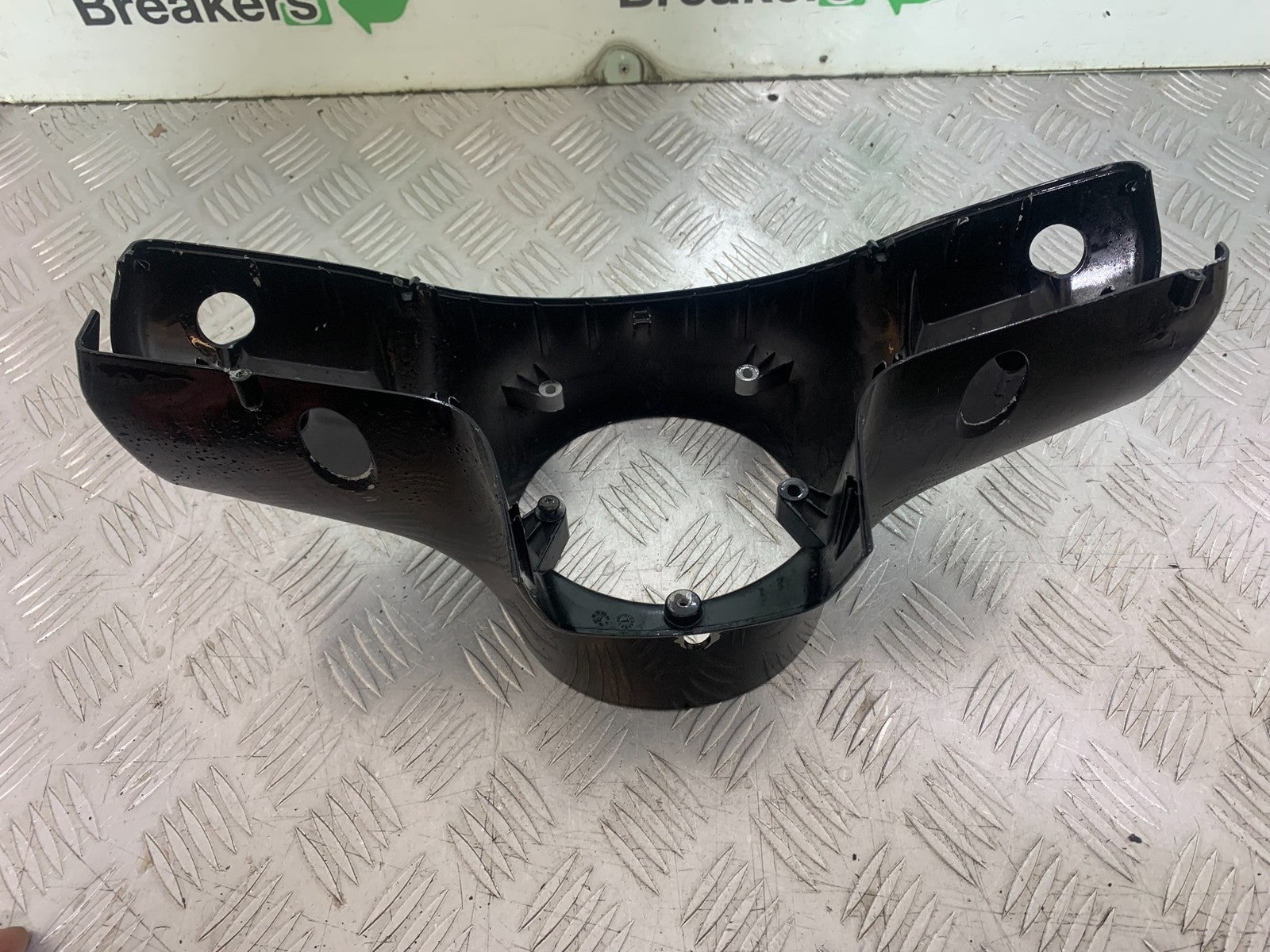 PIAGGIO VESPA GTS 125 HEADLIGHT COVER  YEAR 2009-14  (CMB1261)