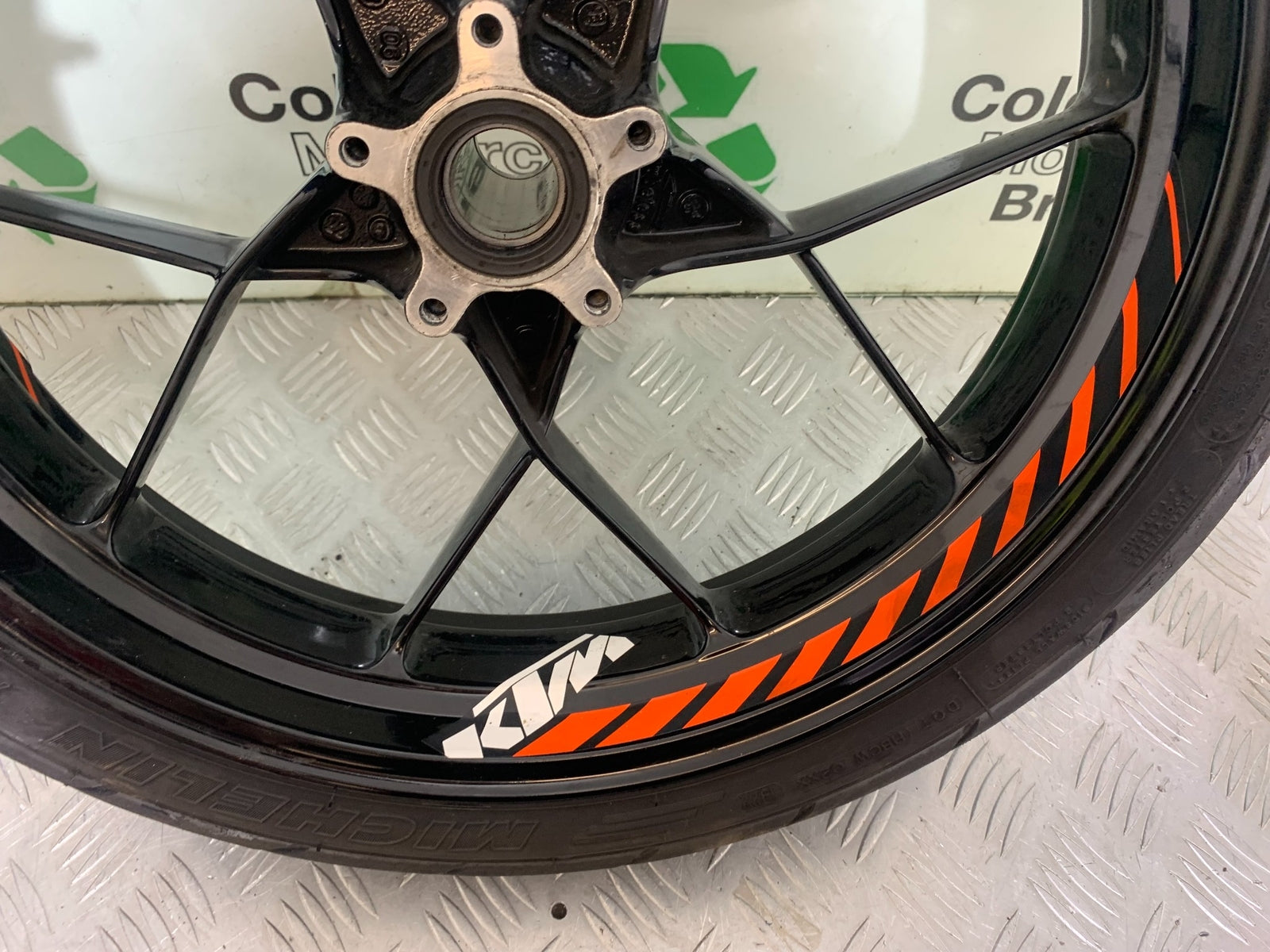 KTM 790 DUKE FRONT WHEEL YEAR 2018-2021  (CMB11150)