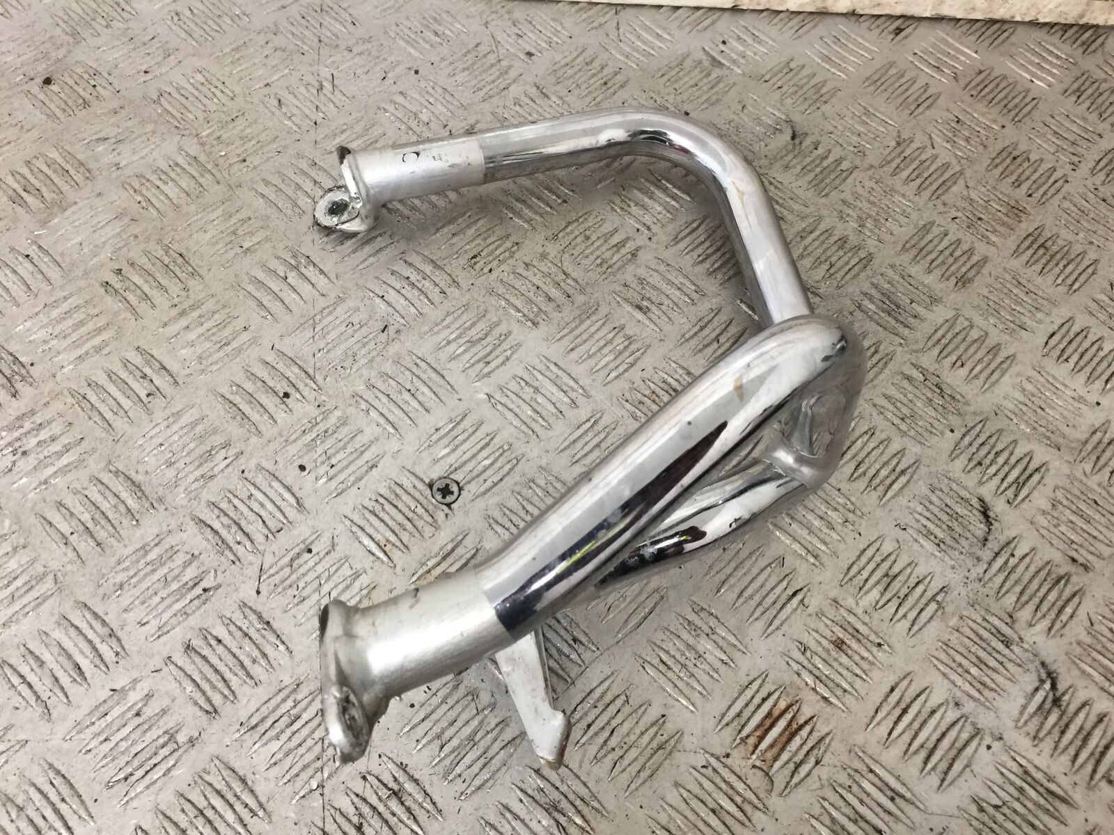 HONDA GL1800 GL 1800 FRONT RIGHT CRASH BAR  YEAR 2004-10 ABS (STOCK 890)