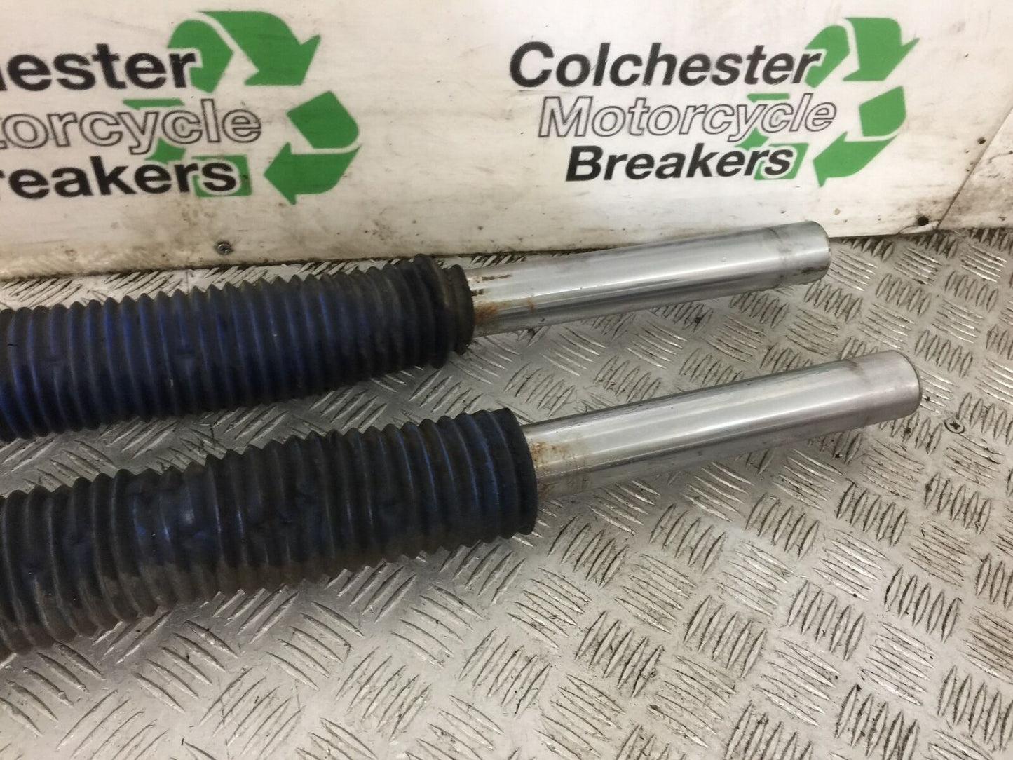 YAMAHA XTZ 750 SUPER TENERE FORKS  YEAR 1990-1995 (STOCK 889)
