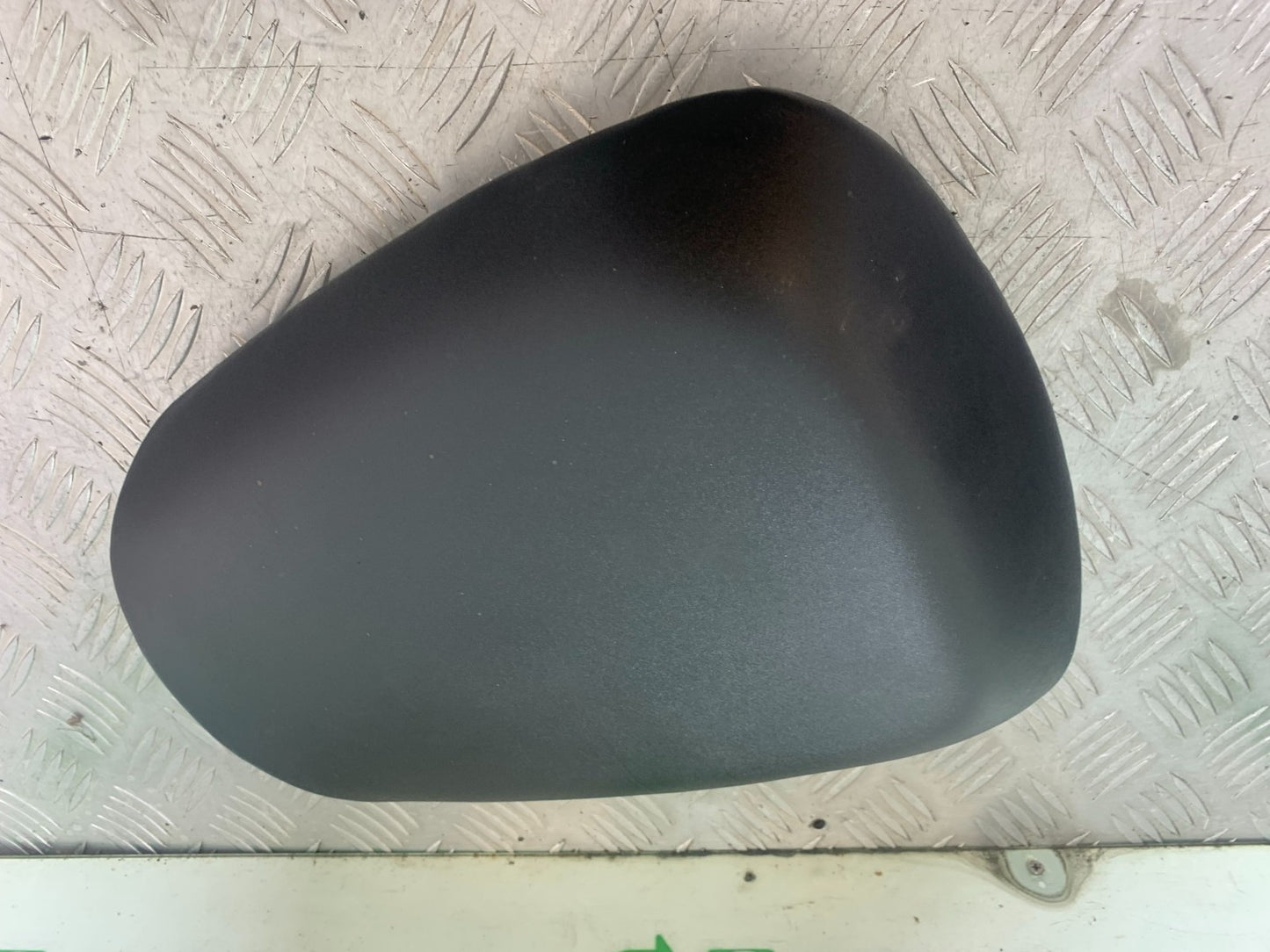 KAWASAKI ZX9R ZX9 E1 REAR SEAT  YEAR 2000-01 (CMB1171)