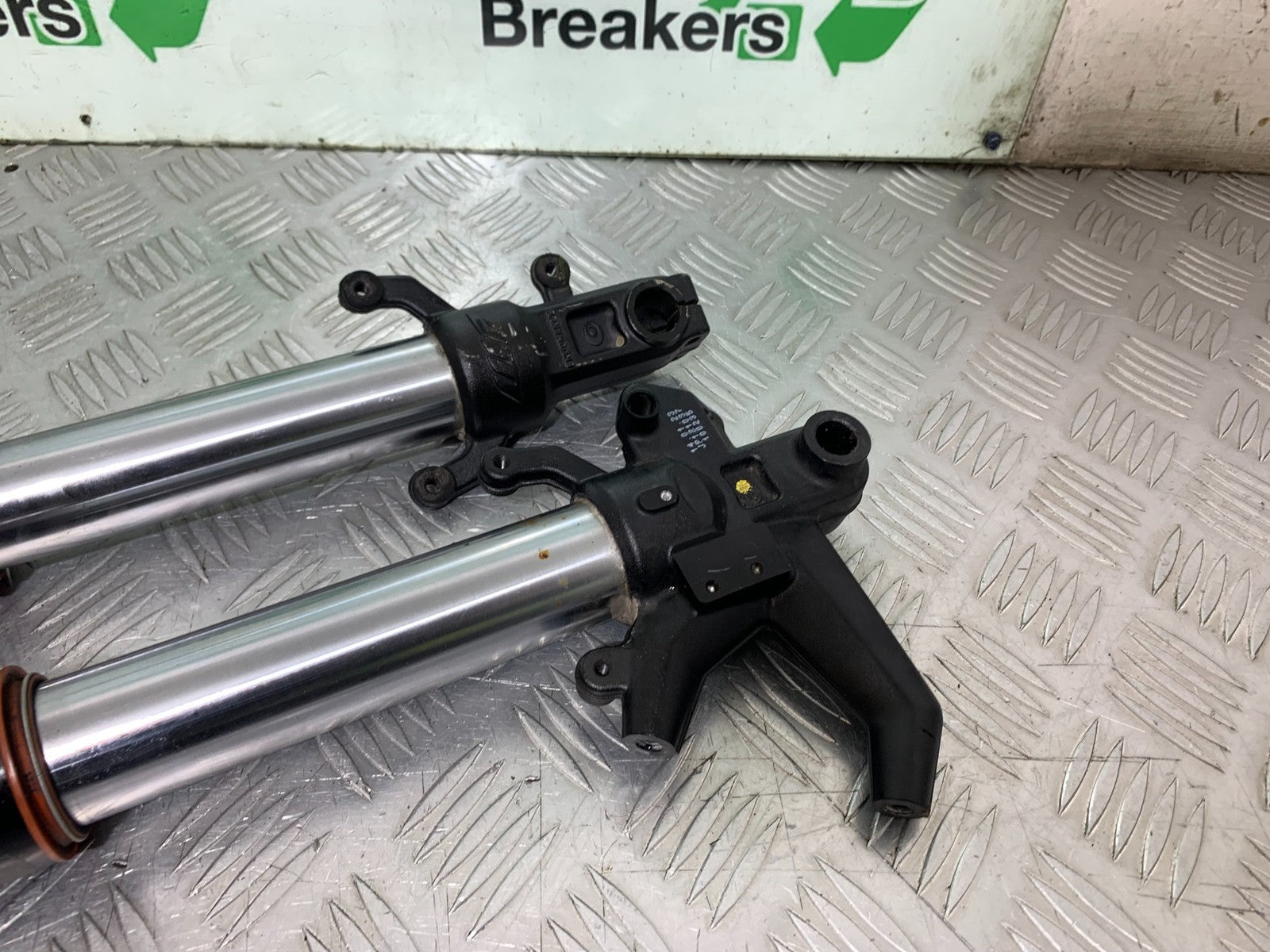 KTM DUKE 125 FORKS YEAR 2017-2022 (CMB1274)