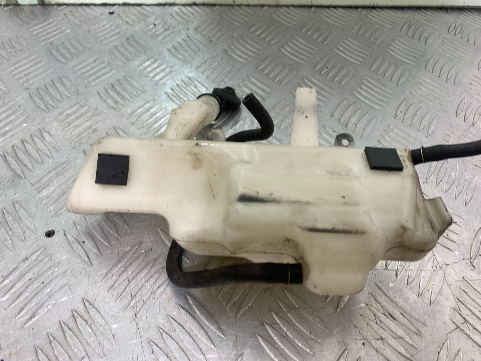 HONDA CBR1000 rr FIREBLADE COOLANT BOTTLE  YEAR 2012-2016 (CMB1198)