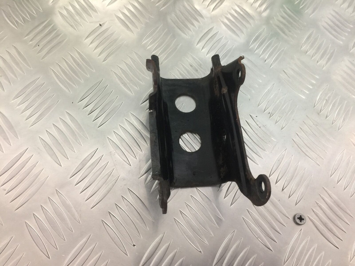 SINNIS TERRAIN 125 ENGINE BRACKET   YEAR 2020 (STOCK 921)