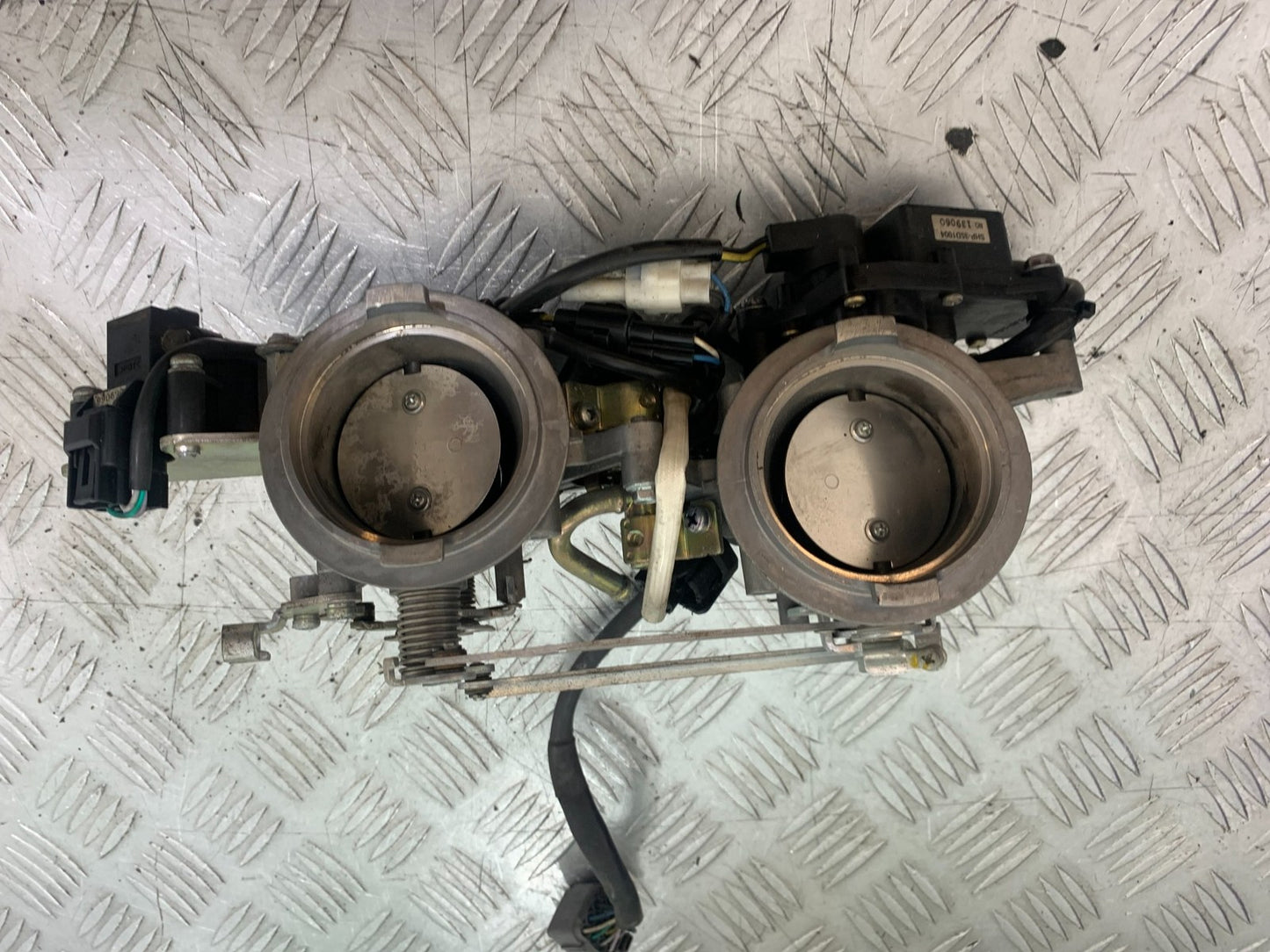 KTM 990 SUPER DUKE THROTTLE BODIES  YEAR 2007-2011  (CMB1207)