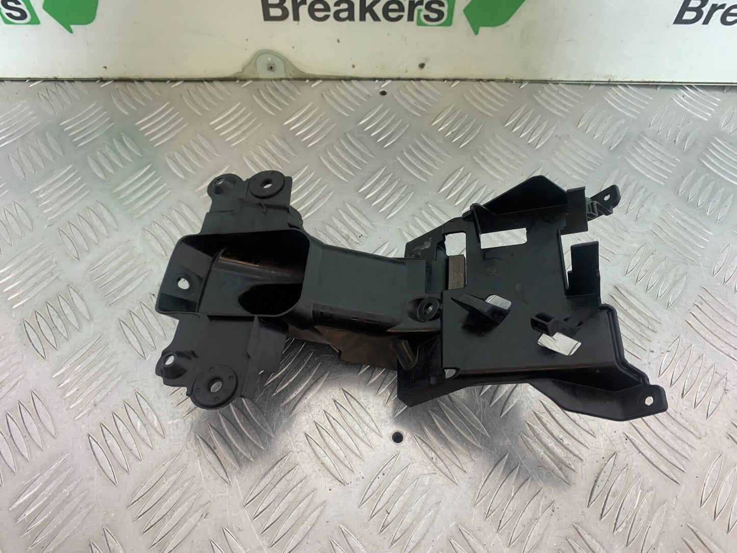 SUZUKI GSXR1000 GSXR 1000 REAR INNER MUDGUARD  2009-2016 (CMB1049)