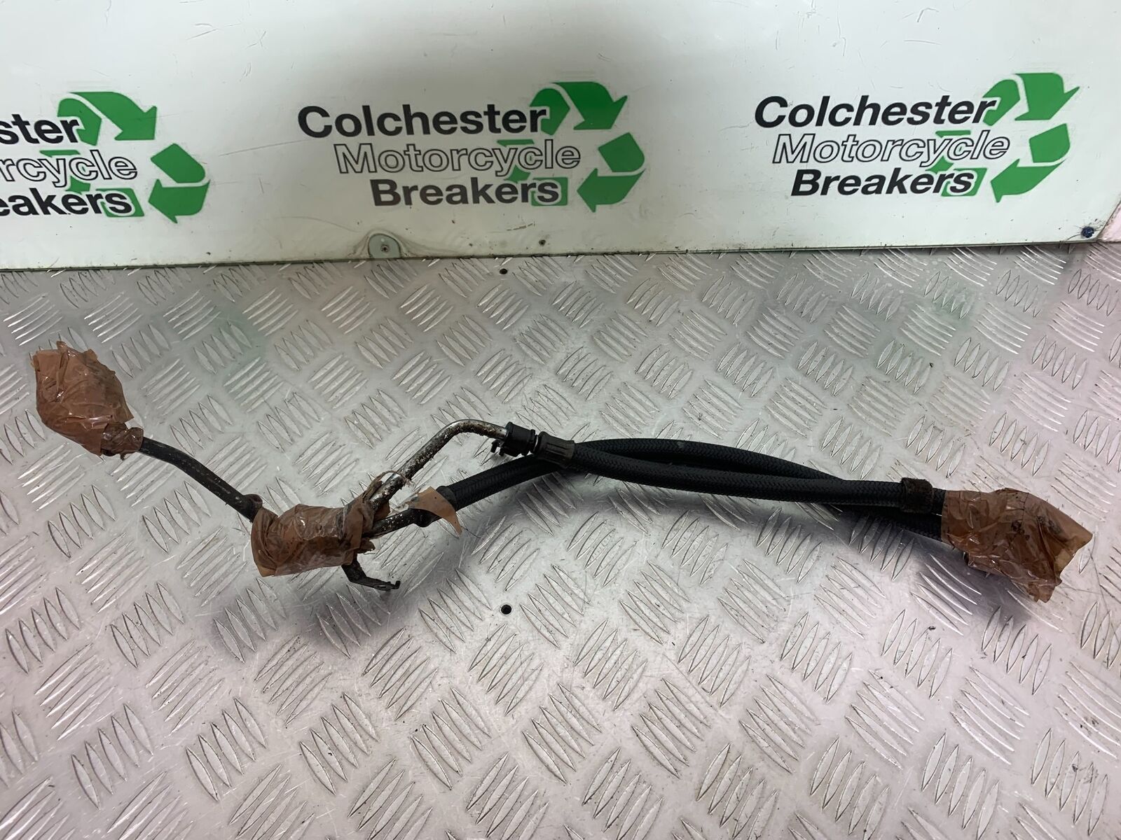 HONDA CBR1100 BLACKBIRD OIL COOLER LINES  YEAR 1999-2005 (CMB1103)