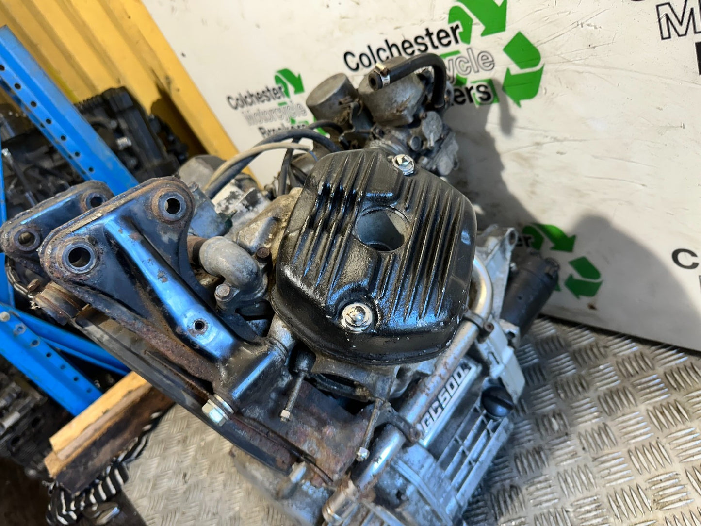 HONDA GL500 GL 500 SILVERWING ENGINE AND CARBS YEAR 1981-82  (CMB1168)