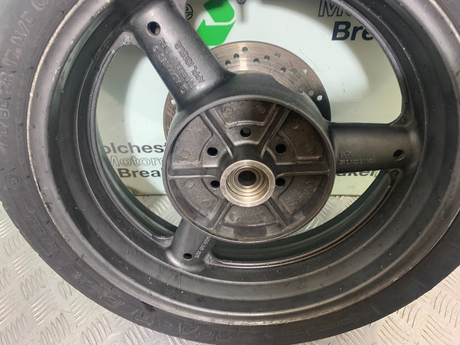 SUZUKI GSX750 INAZUMA REAR WHEEL  YEAR 1998-2003 (CMB1308)