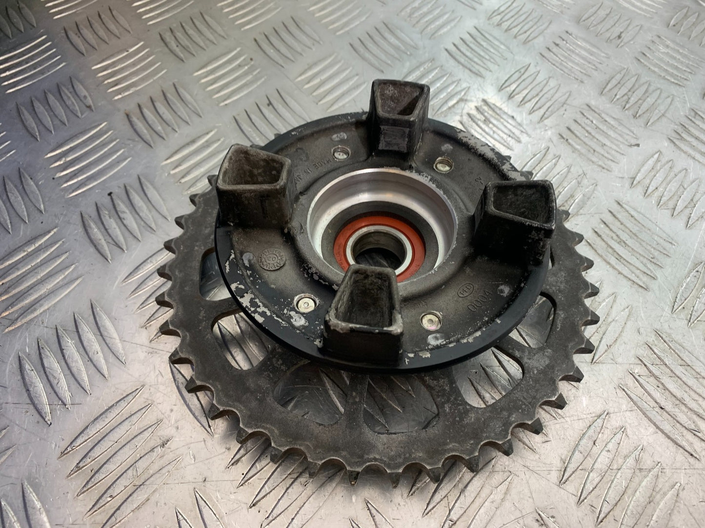KAWASAKI ZX10R ZX10 R SPROCKET CARRIER  2008-2010 (CMB1301)