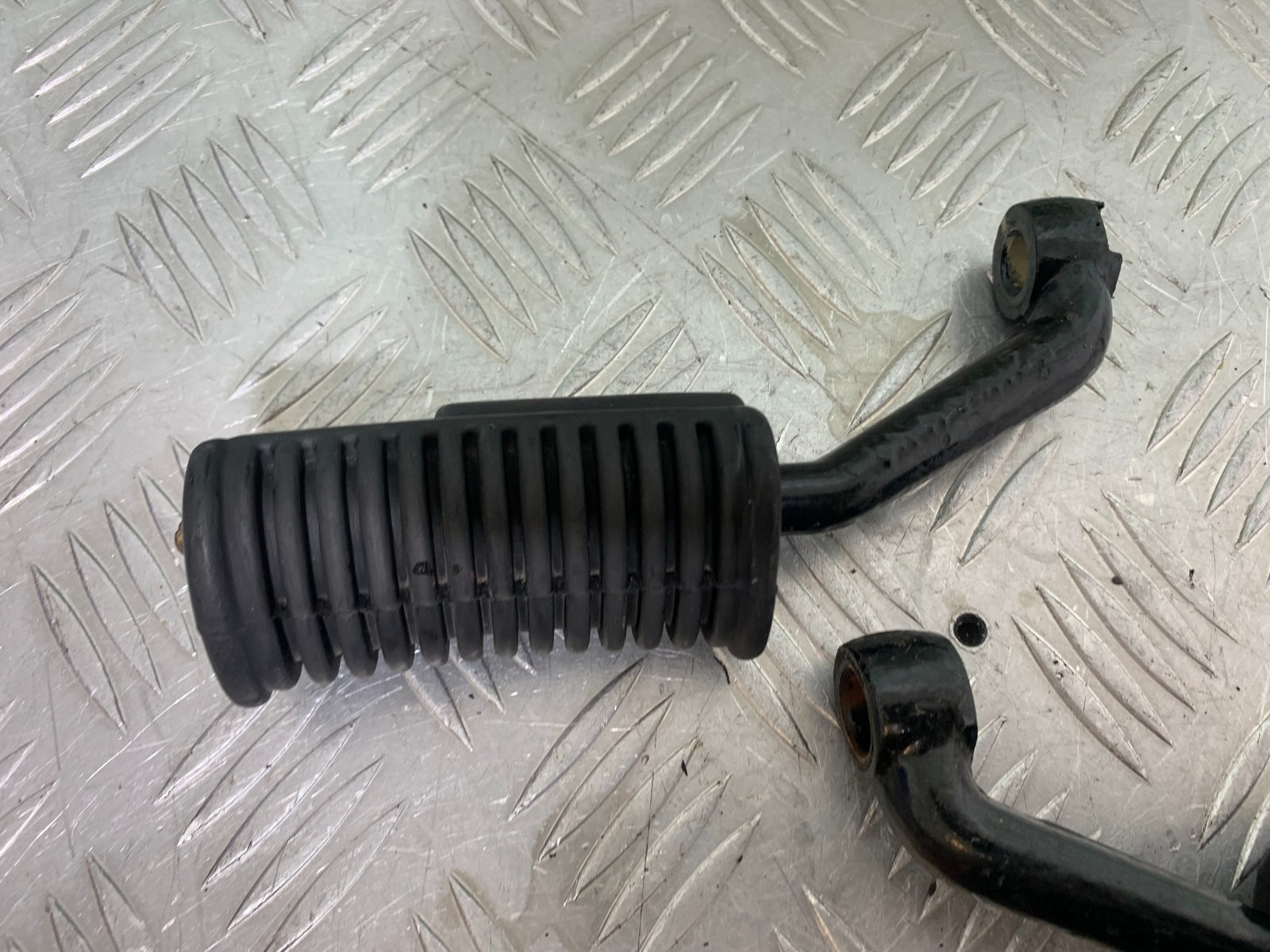 ROYAL ENFIELD BULLET 500 EFI FRONT  FOOT PEGS   YEAR 2008 - 2016 (CMB1153)