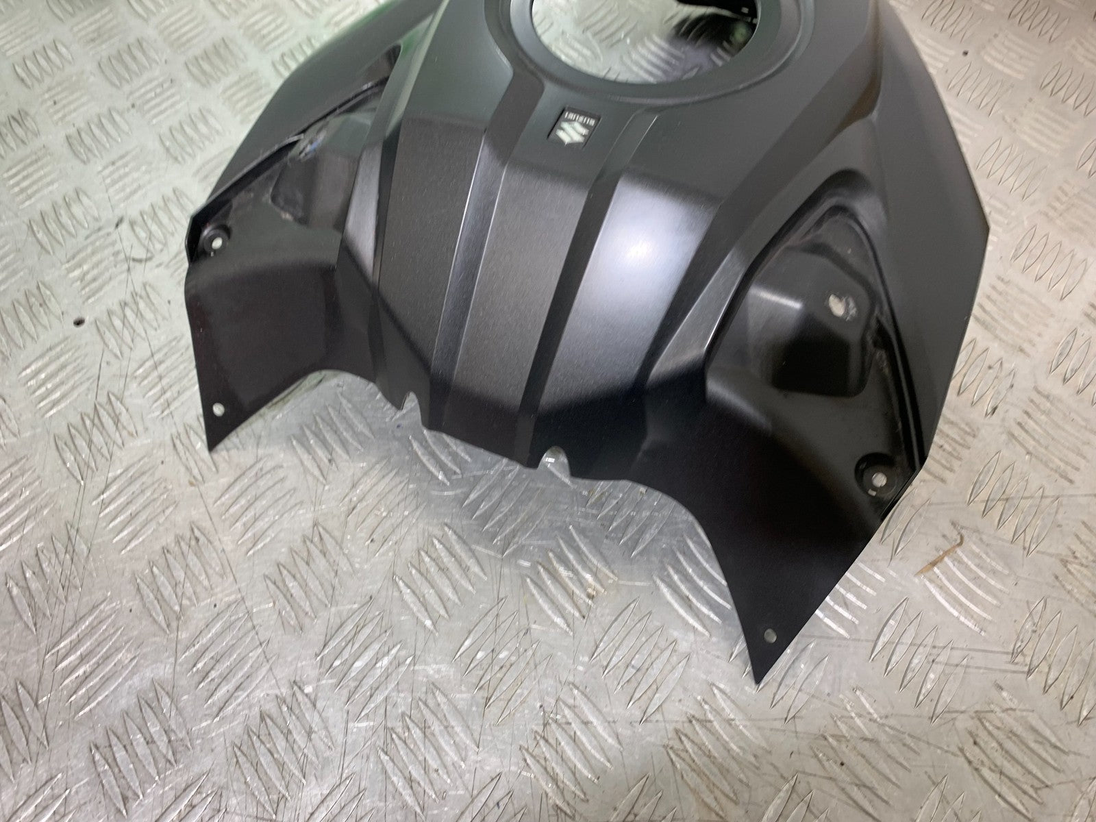 SUZUKI DL1000 V-STROM PETROL TANK COWL  YEAR 2014-2019 (CMB1325)