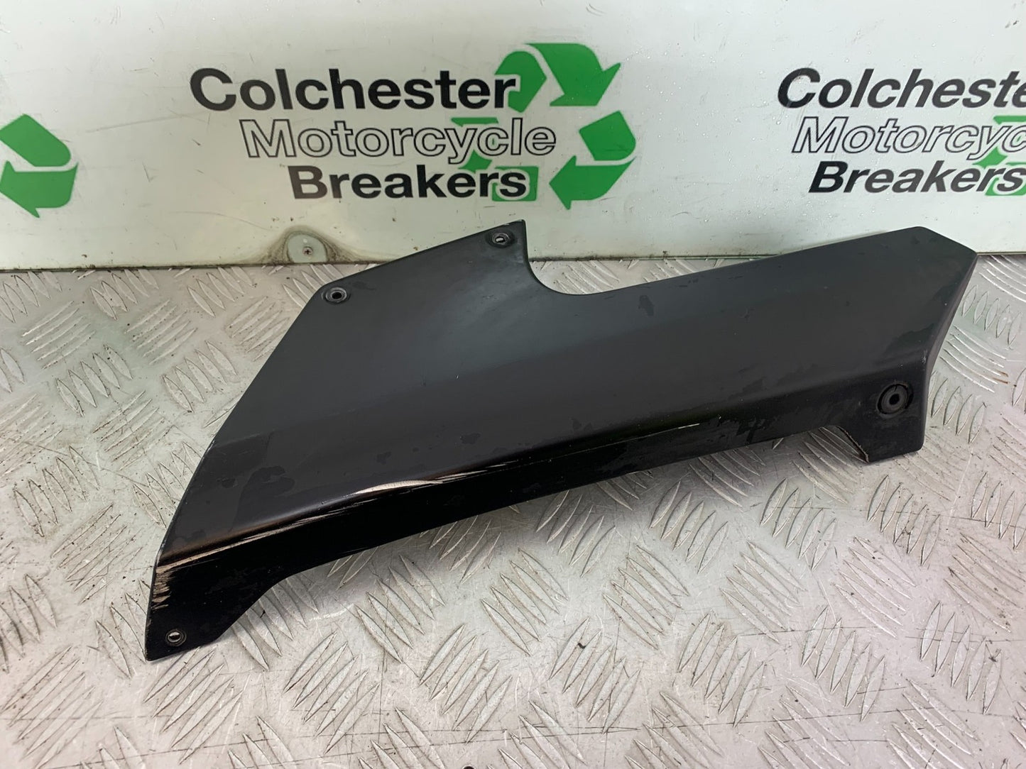 MV AGUSTA 800 F3 LEFT BELLYPAN  YEAR 2017-2019 (CMB1227)