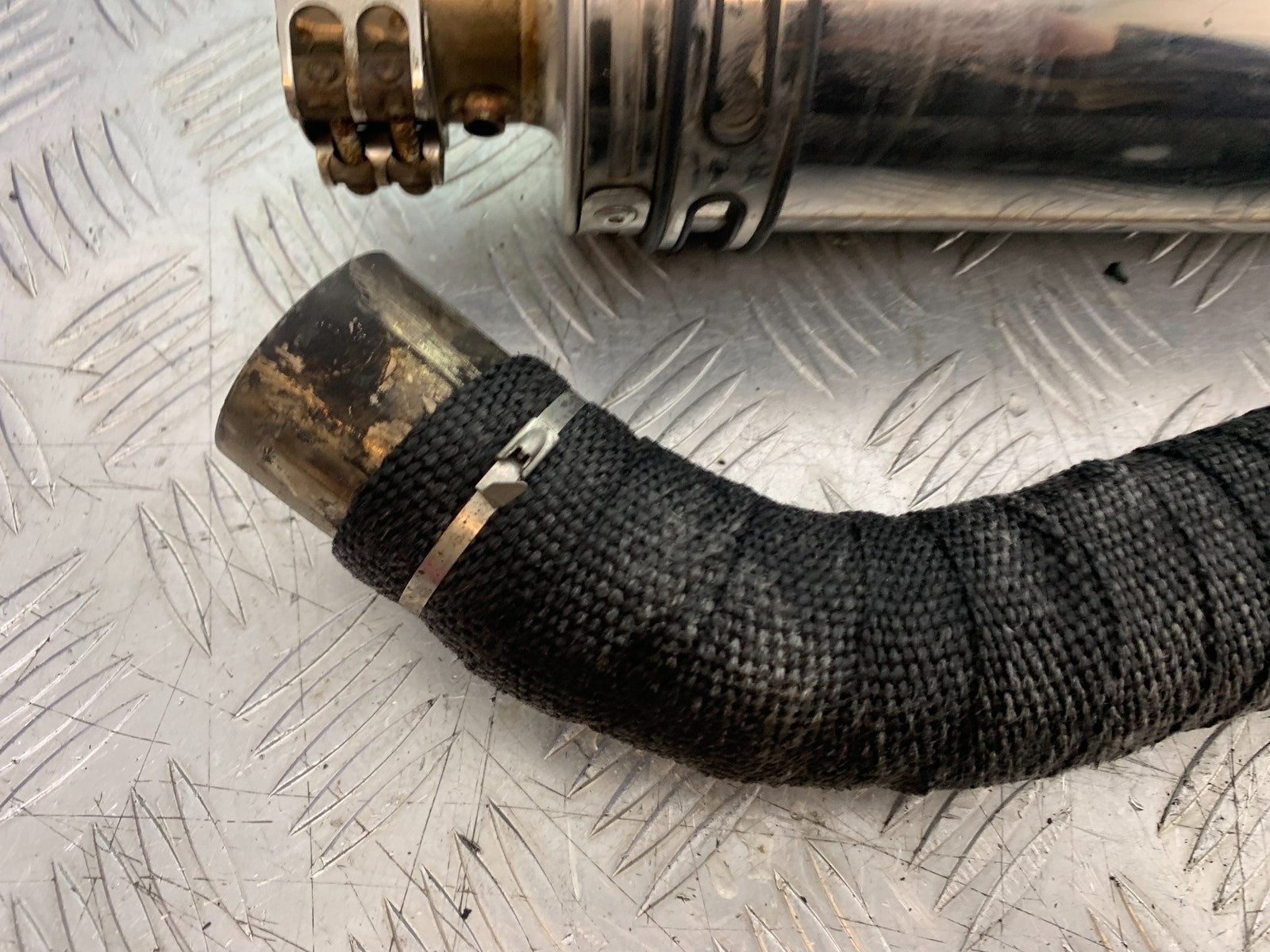 TRIUMPH 955i DAYTONA SILENCER YEAR 2002-2006 (CMB1229)