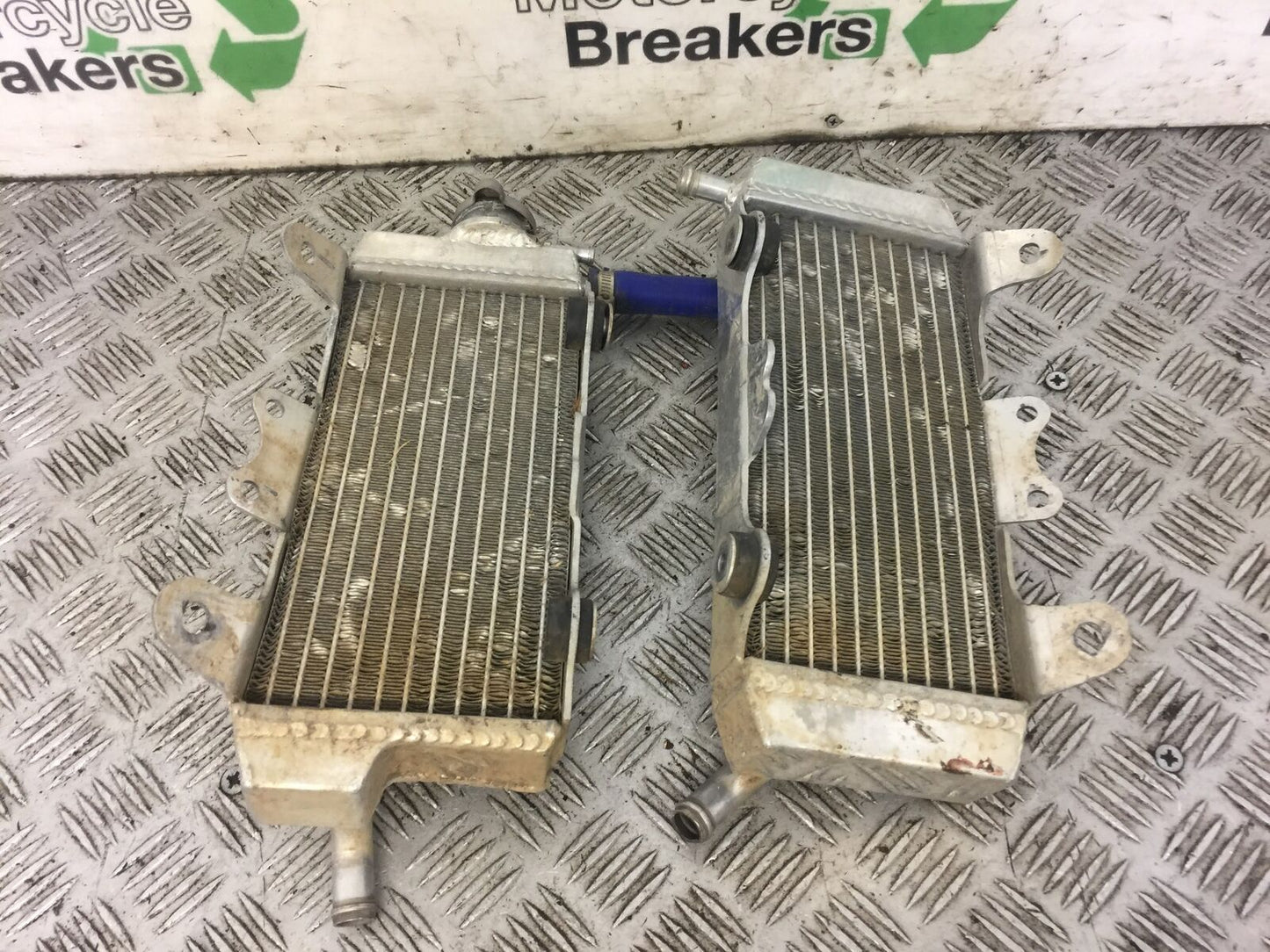 YAMAHA YZF450 YFZ 450 LEFT AND RIGHT RADIATORS  YEAR 2003-05 (STOCK 588)