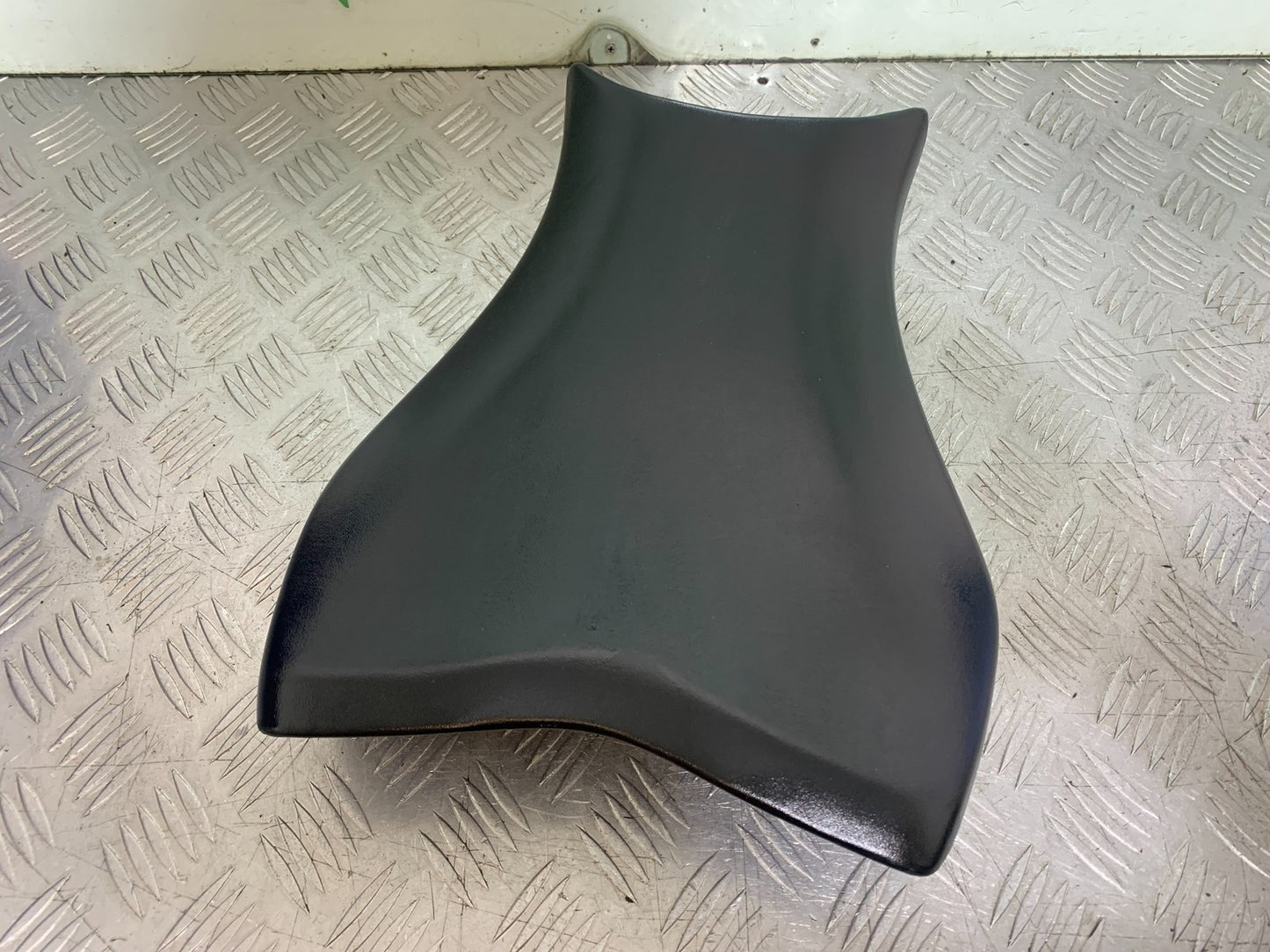 HONDA CBR1000 rr FIREBLADE FRONT SEAT  2008-2011 (CMB1253)