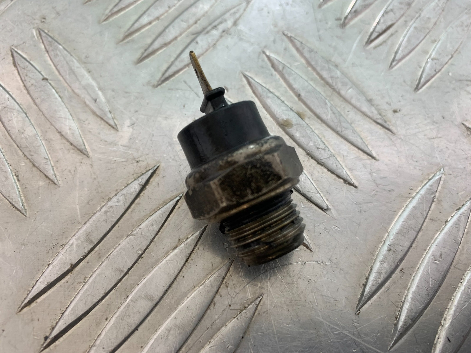 HONDA VFR800 VFR 800 V-TEC FAN SWITCH  YEAR 2002 -09 (CMB1012)