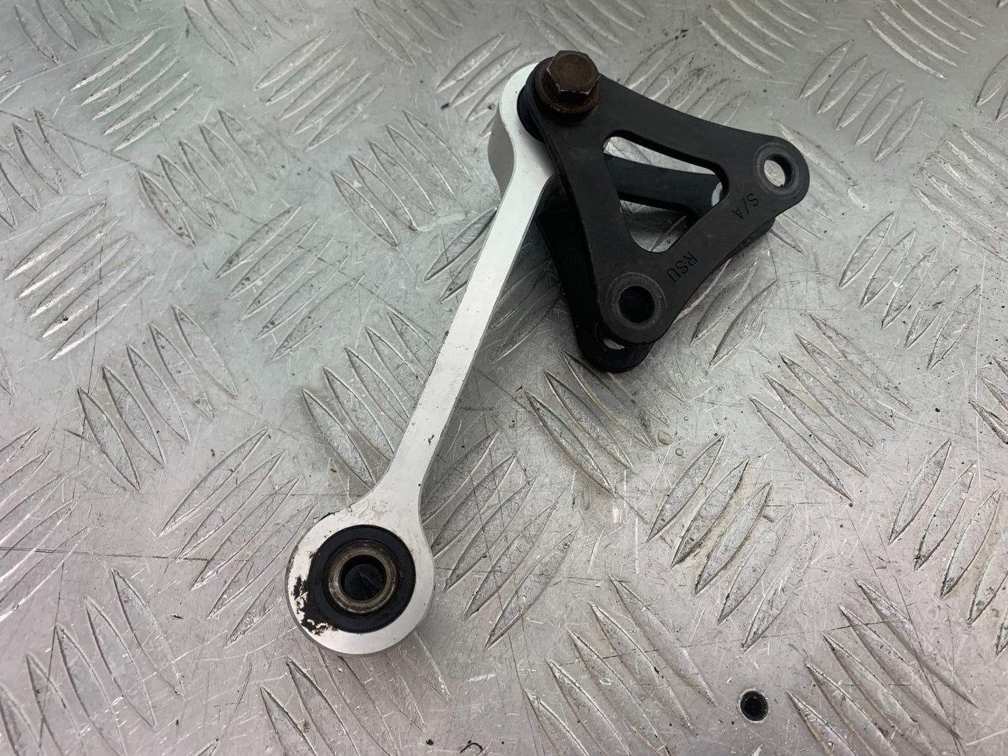 TRIUMPH 675 STREET TRIPLE REAR SHOCK LINKAGE  2013-2016 (CMB1186)