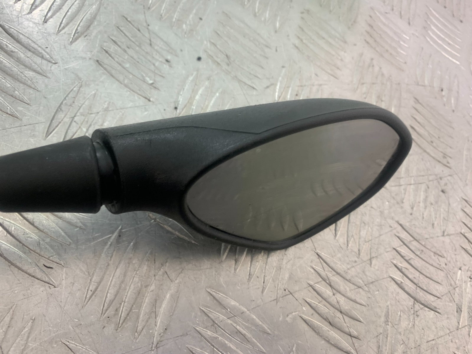 APRILIA SL750 SL 750 SHIVER RIGHT MIRROR  YEAR 2008-2016 (CMB1242)
