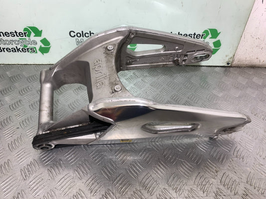 APRILIA TUONO 1000 V4R SWINGARM  YEAR 2011-13  (CMB1331)