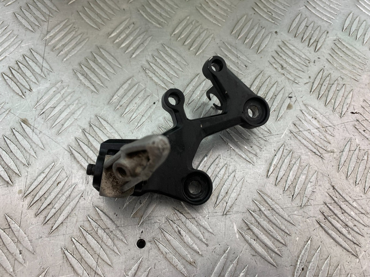 KAWASAKI NINJA 400 EX 400 FRONT RIGHT HANGER  YEAR 2018-2022 (CMB1278)