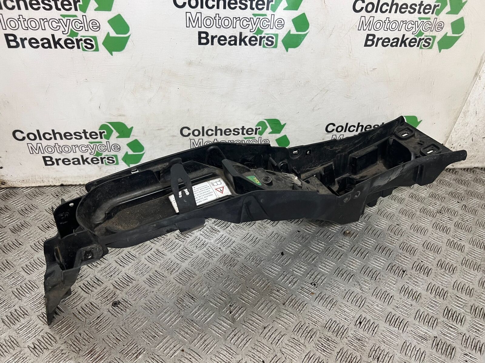 TRIUMPH TIGER 1200 EXPLORER REAR MUDGUARD   YEAR 2012-2015 (STOCK 901)