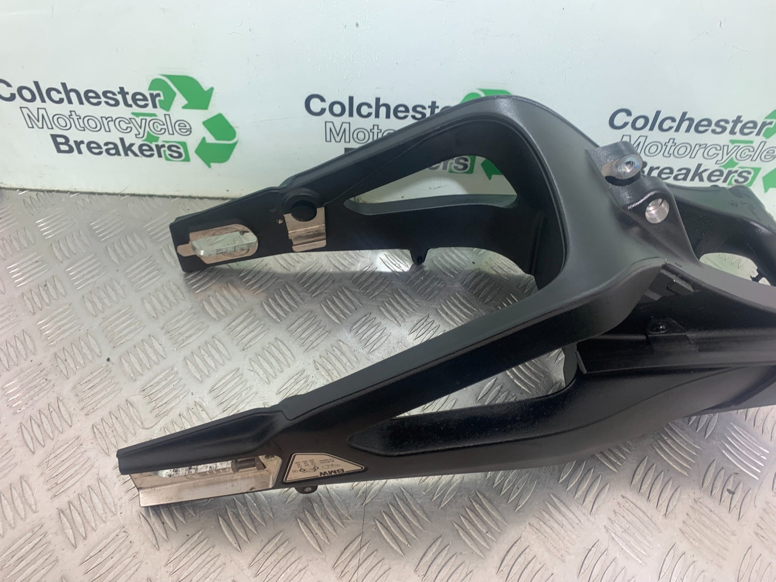BMW M1000 R SWINGARM  YEAR 2023-2024 (CMB1140)