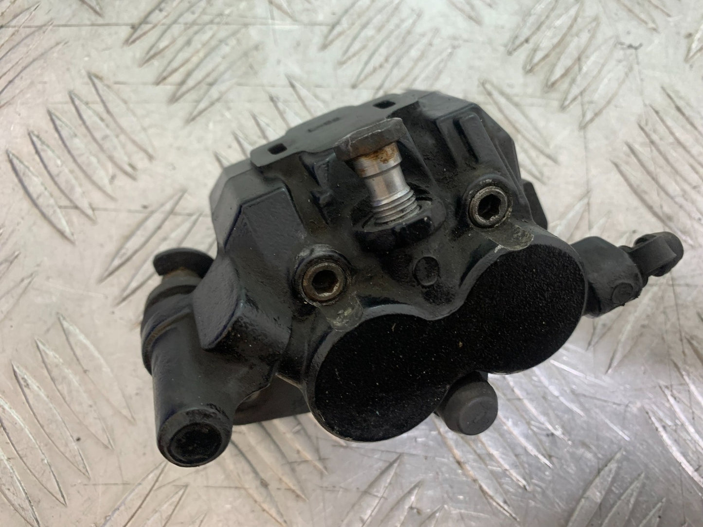 TRIUMPH SPEED TRIPLE R 1050 REAR BRAKE CALIPER 2009 (CMB1183)