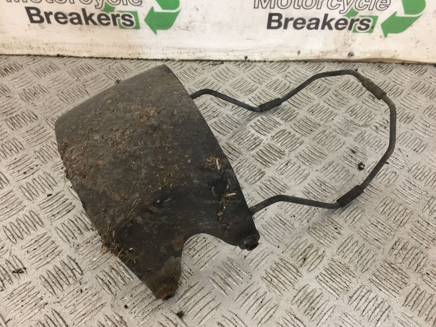 HONDA VTX1300 S FRONT MUDGUARD BRACKET  YEAR 2004-09 (STOCK 749)