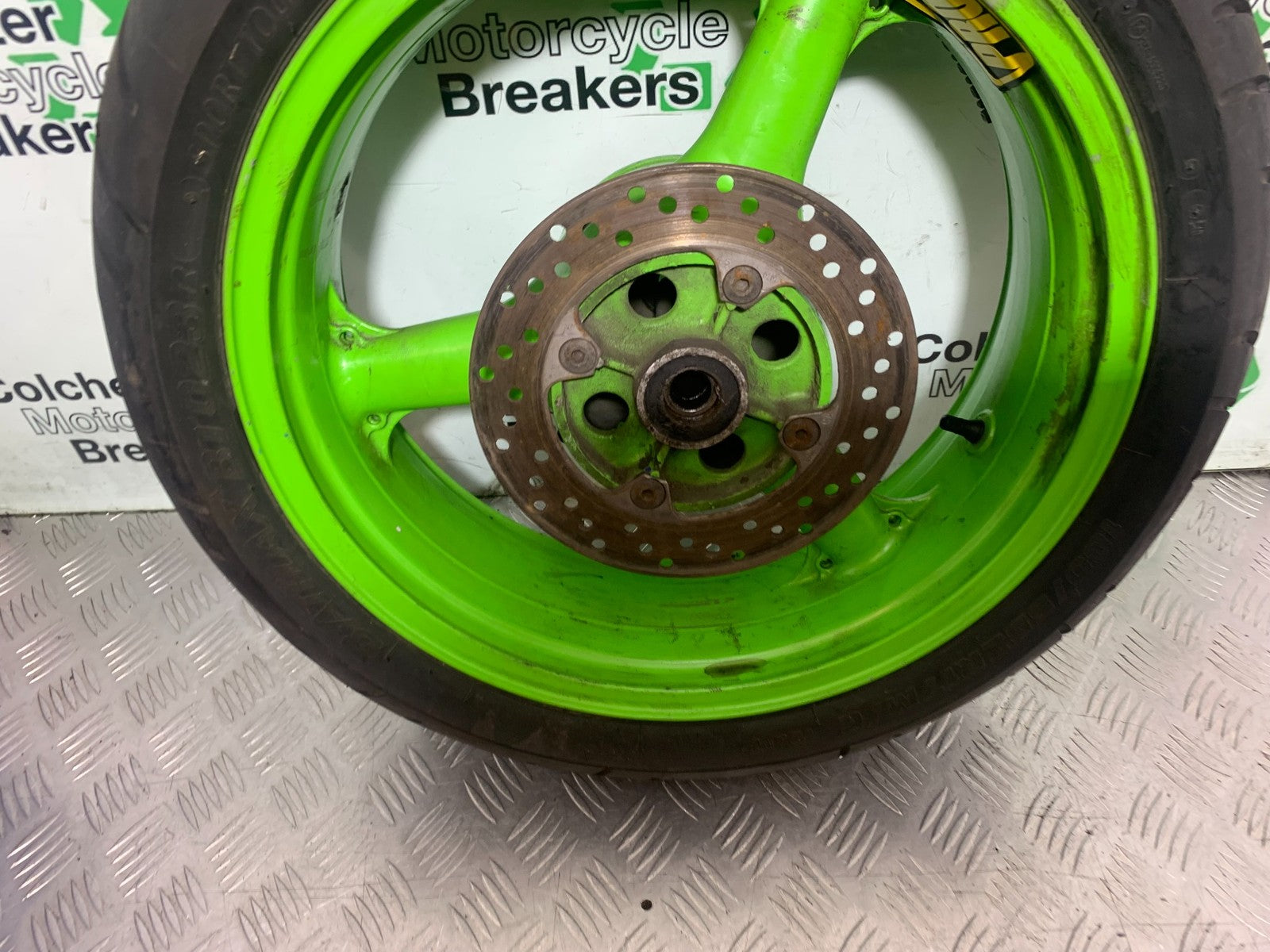 KAWASAKI ZX9R ZX9 C REAR WHEEL AND DISC YEAR 1998-99 (CMB1213)