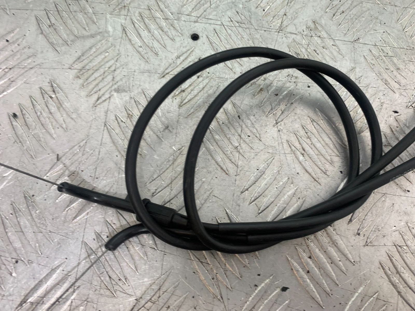 KAWASAKI ZX9R ZX9 C THROTTLE CABLES  YEAR 1998-99 (CMB1213)