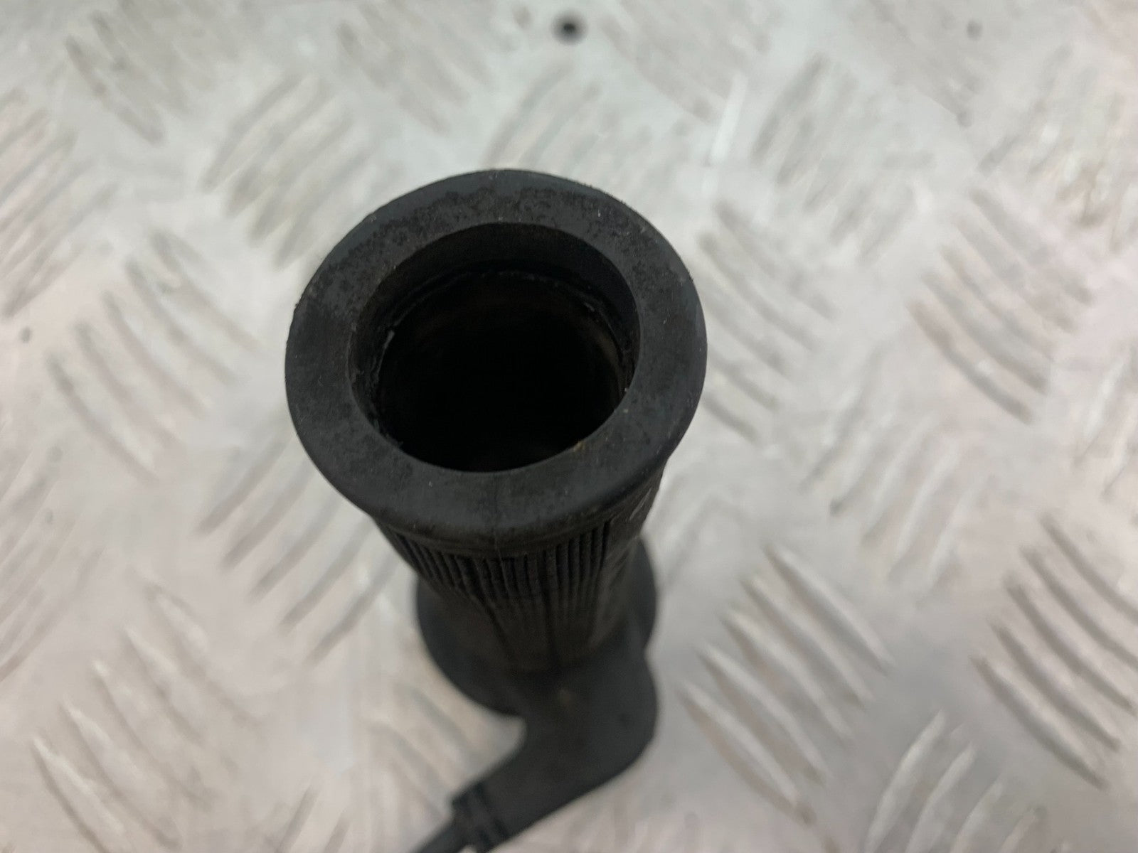 YAMAHA XMAX 125 XMAX-125 THROTTLE TWIST GRIP   YEAR 2015-2020  (CMB1266)