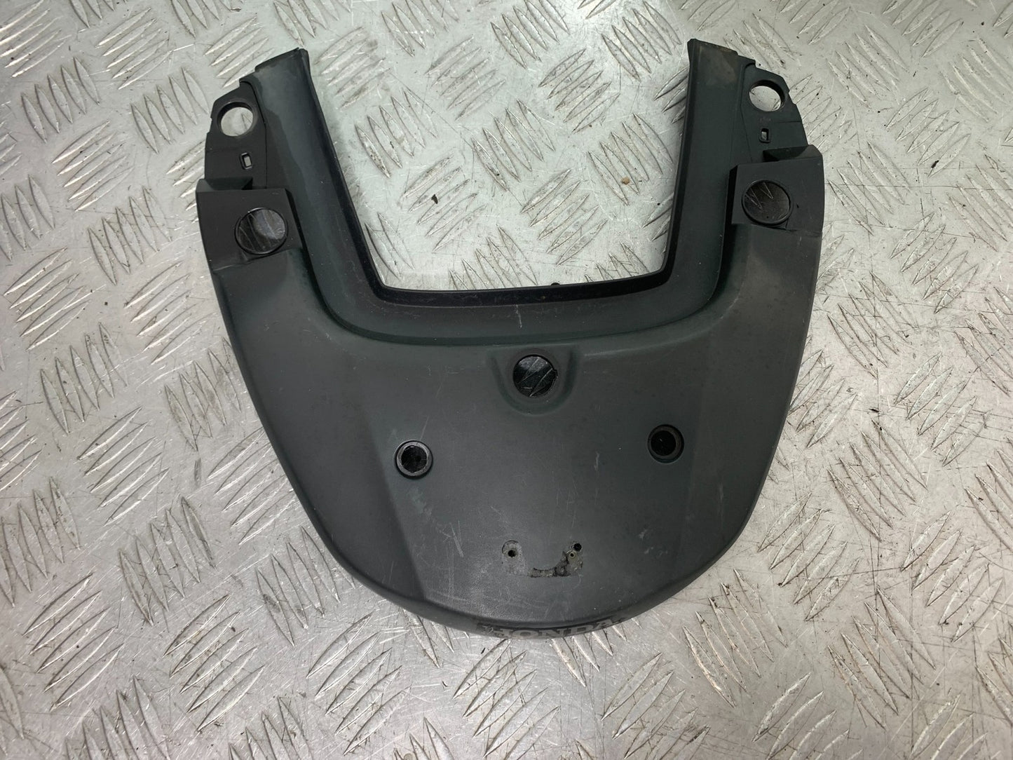 HONDA CBF600 CBF 600 TAIL PIECE    YEAR 2004-07  (CMB1305)