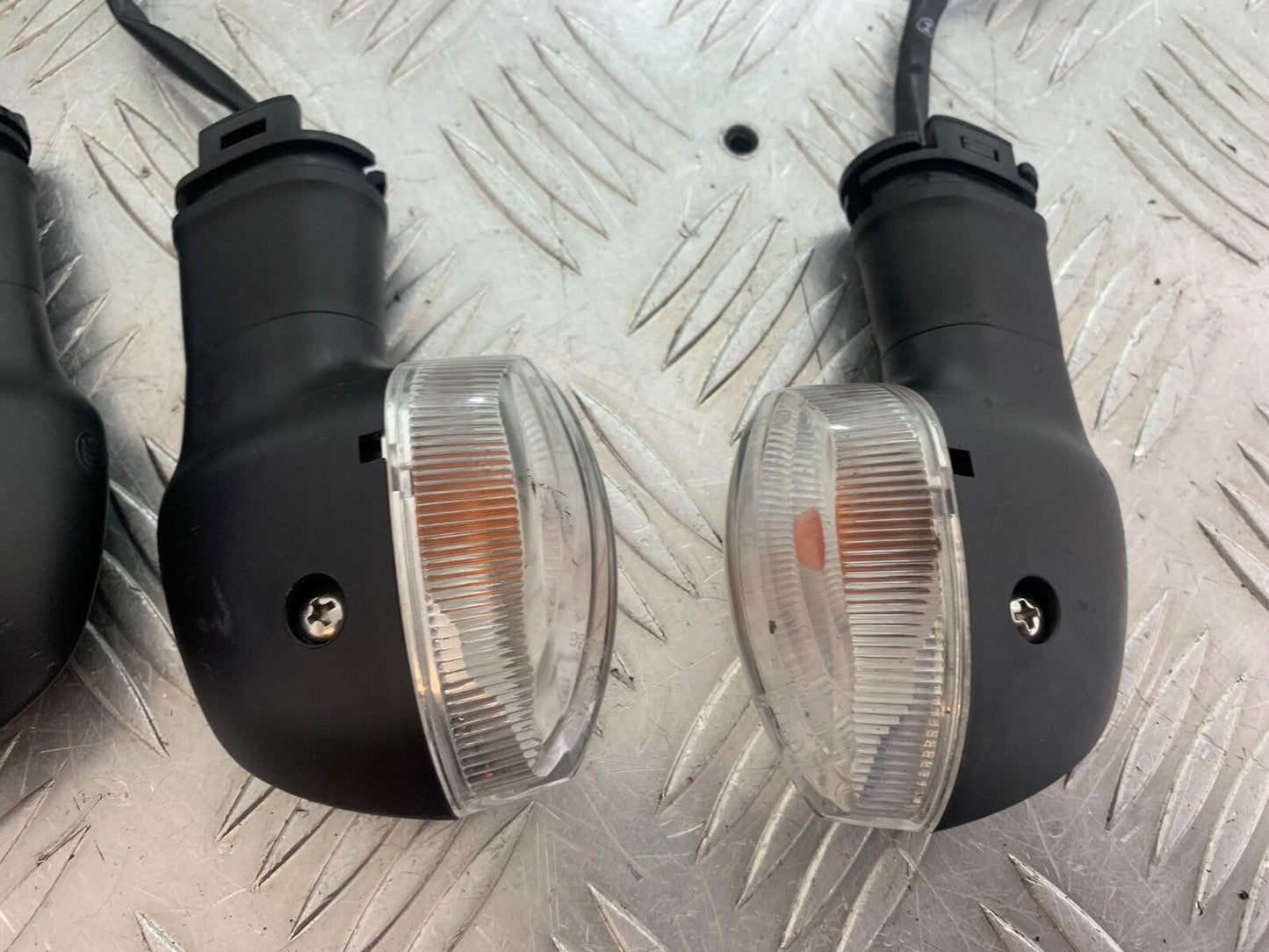 YAMAHA XSR900 XSR 900 FRONT AND REAR INDICATORS    YEAR 2021-2022 (CMB1073)