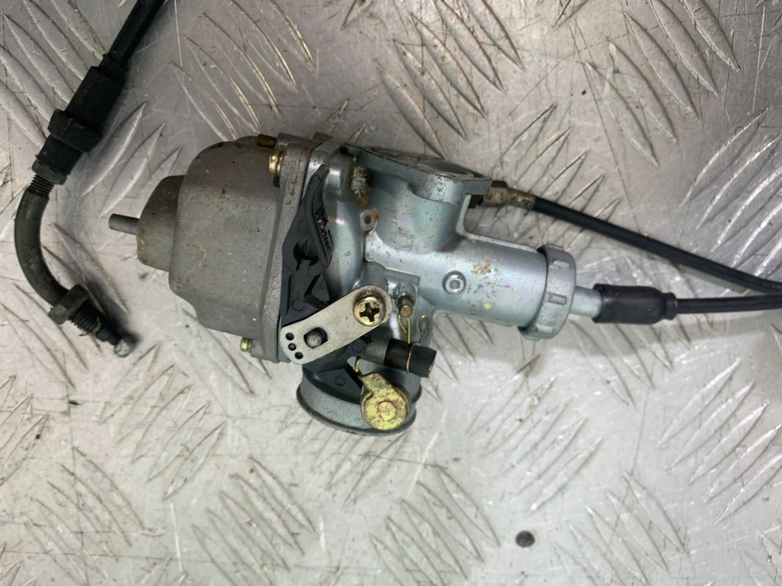 HONDA CG125 CG 125 CARB  YEAR 1998-2000 (CMB1282)