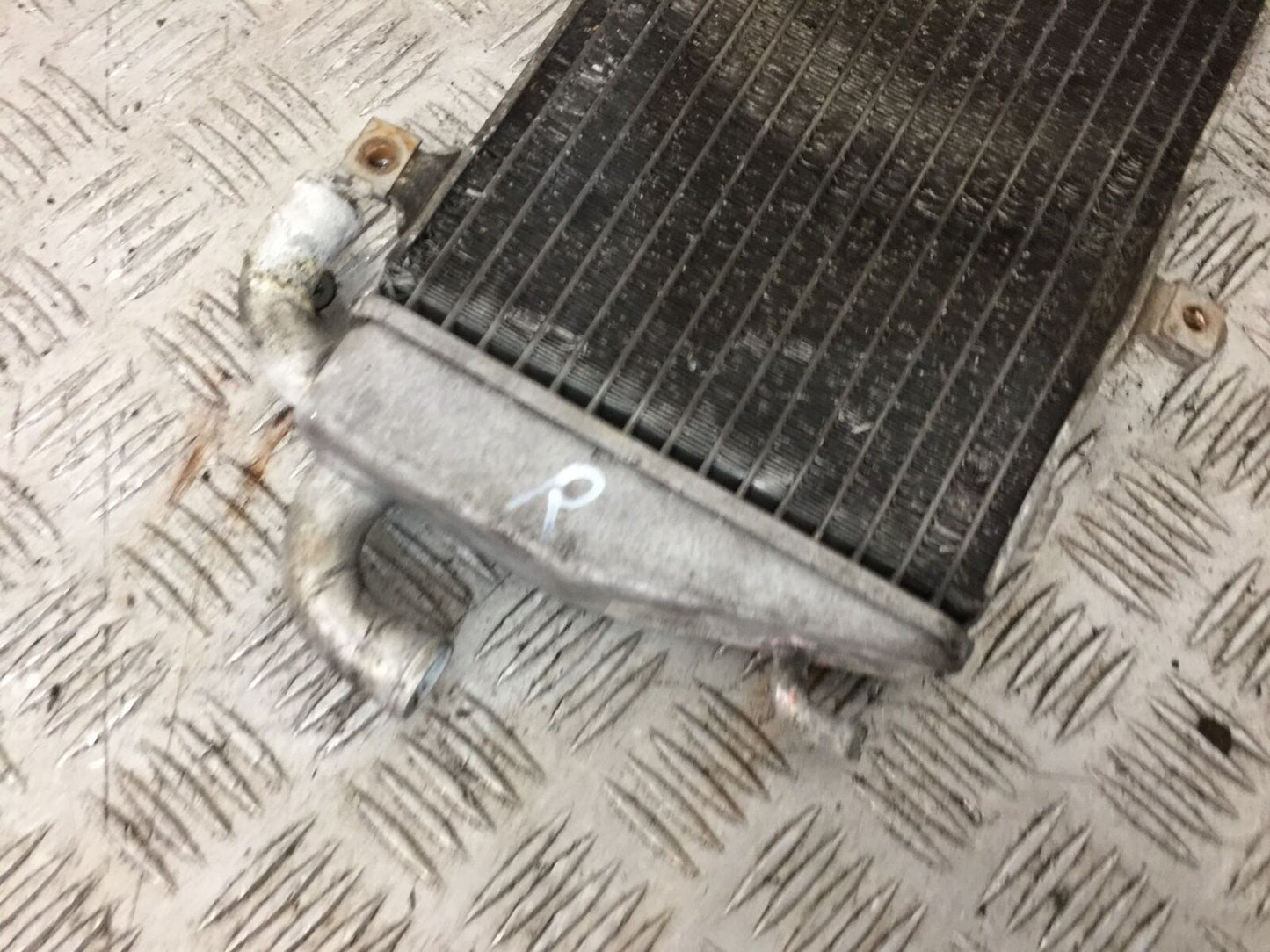 HONDA GL1800 GL 1800 RIGHT RADIATOR  YEAR 2004-10 ABS (STOCK 890)