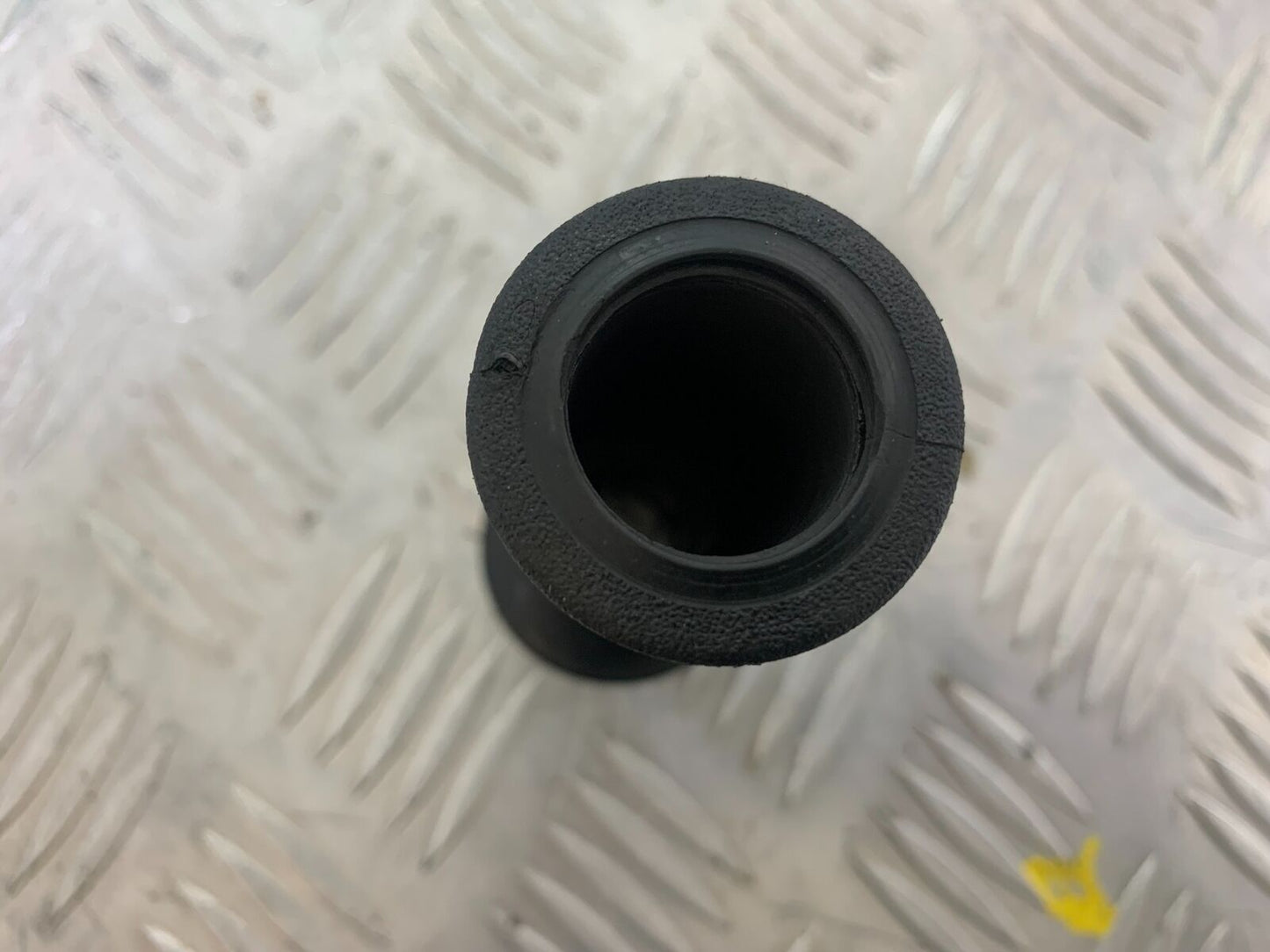KTM 990 SUPERMOTO T THROTTLE TWIST GRIP  YEAR 2010-2011  (CMB1127)