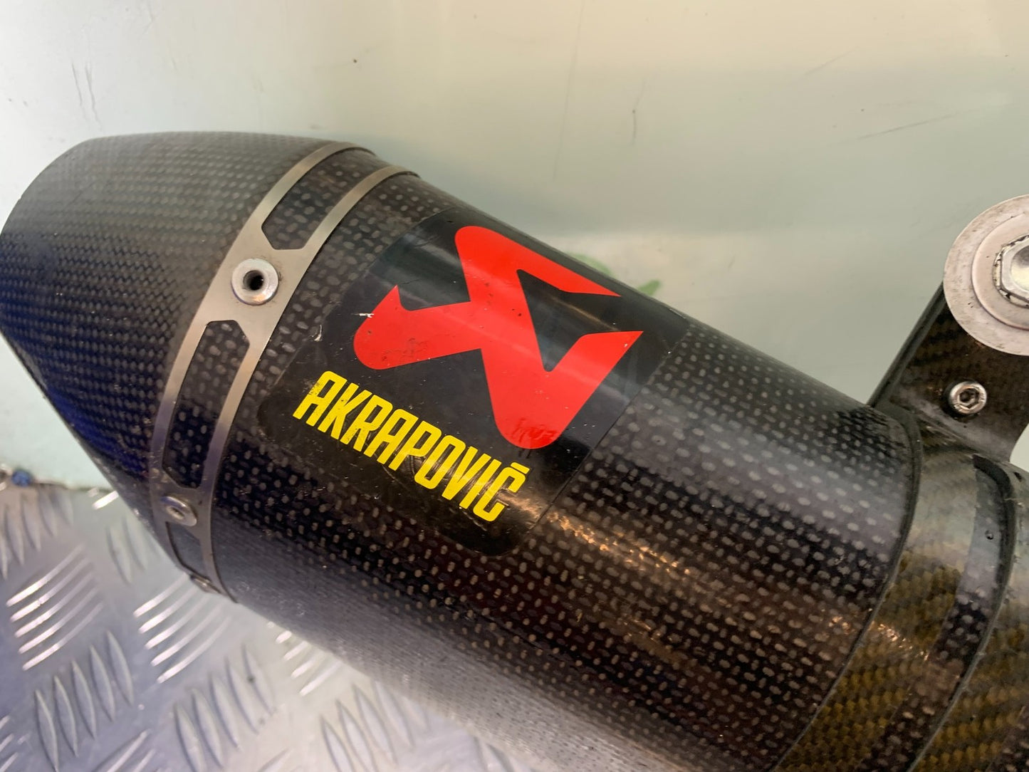 HONDA CBR1000 rr FIREBLADE AKRAPOVIC FULL EXHAUST  2008-2011 (CMB1253)