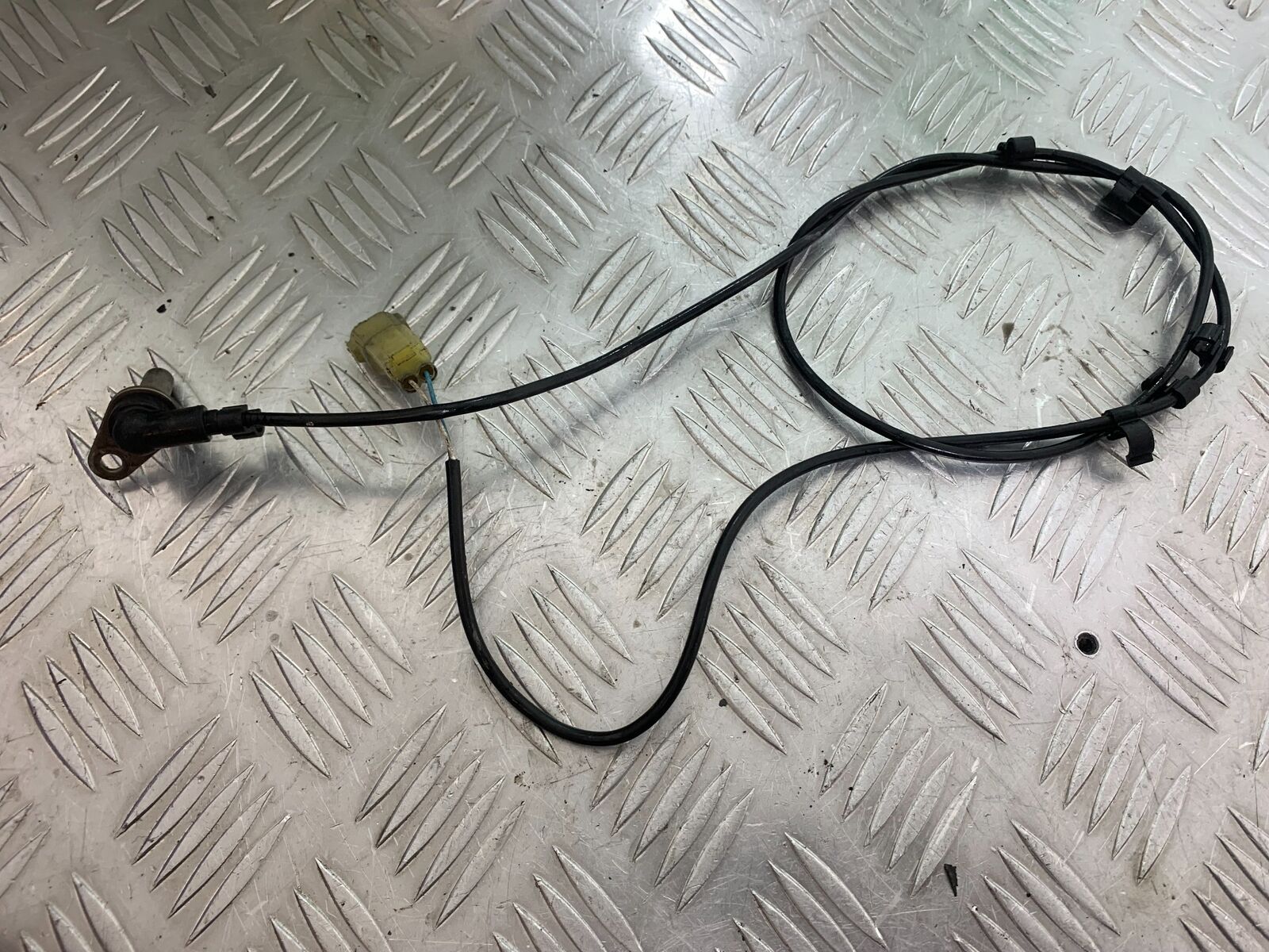 TRIUMPH TIGER 800 FRONT ABS SENSOR YEAR 2011-2014 (CMB1113)