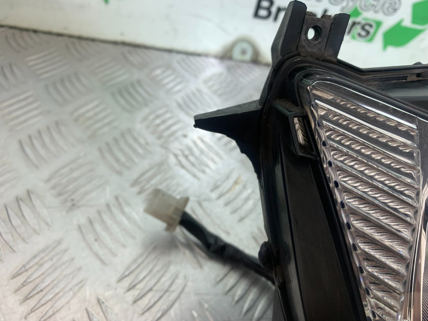 HONDA NT 700 V DEAUVILLE HEADLIGHT  YEAR 2006-2011 ((CMB1211)