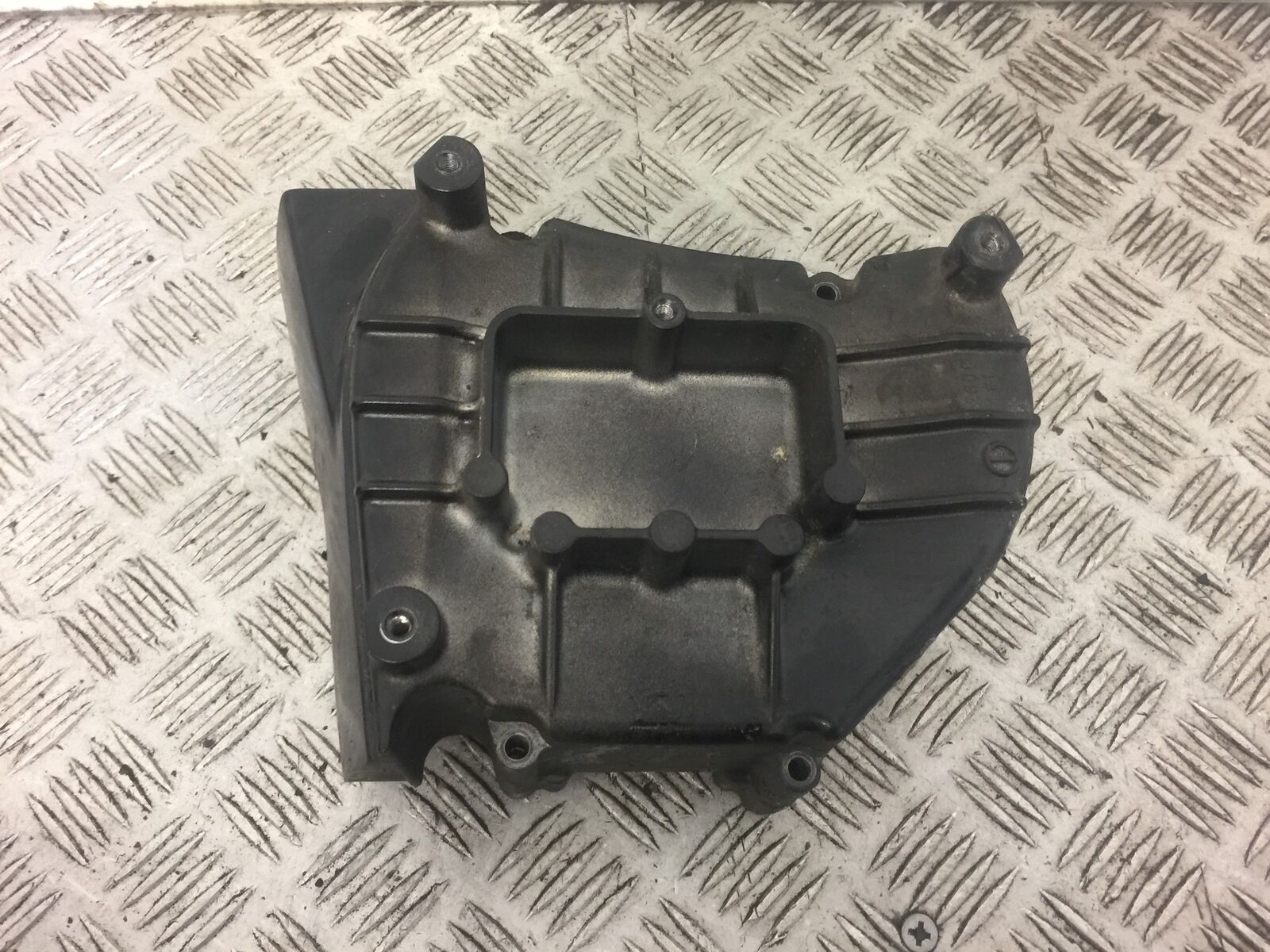 KAWASAKI VN900 VN 900 CUSTOM SPROCKET COVER  YEAR 2010 (STOCK 387)