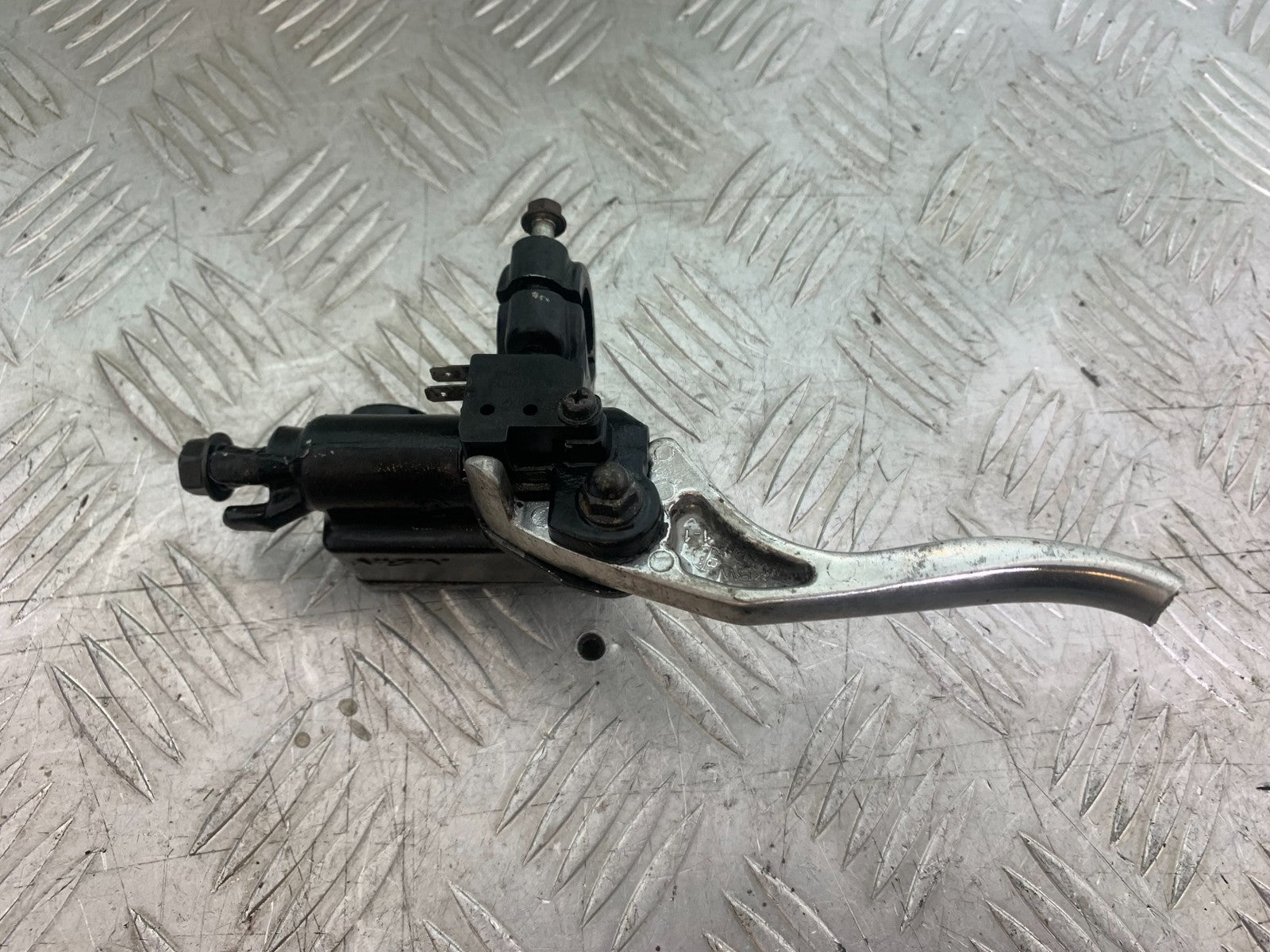 HONDA CB500 F CB500F FRONT MASTER CYLINDER  YEAR 2013-2015  (CMB1235)