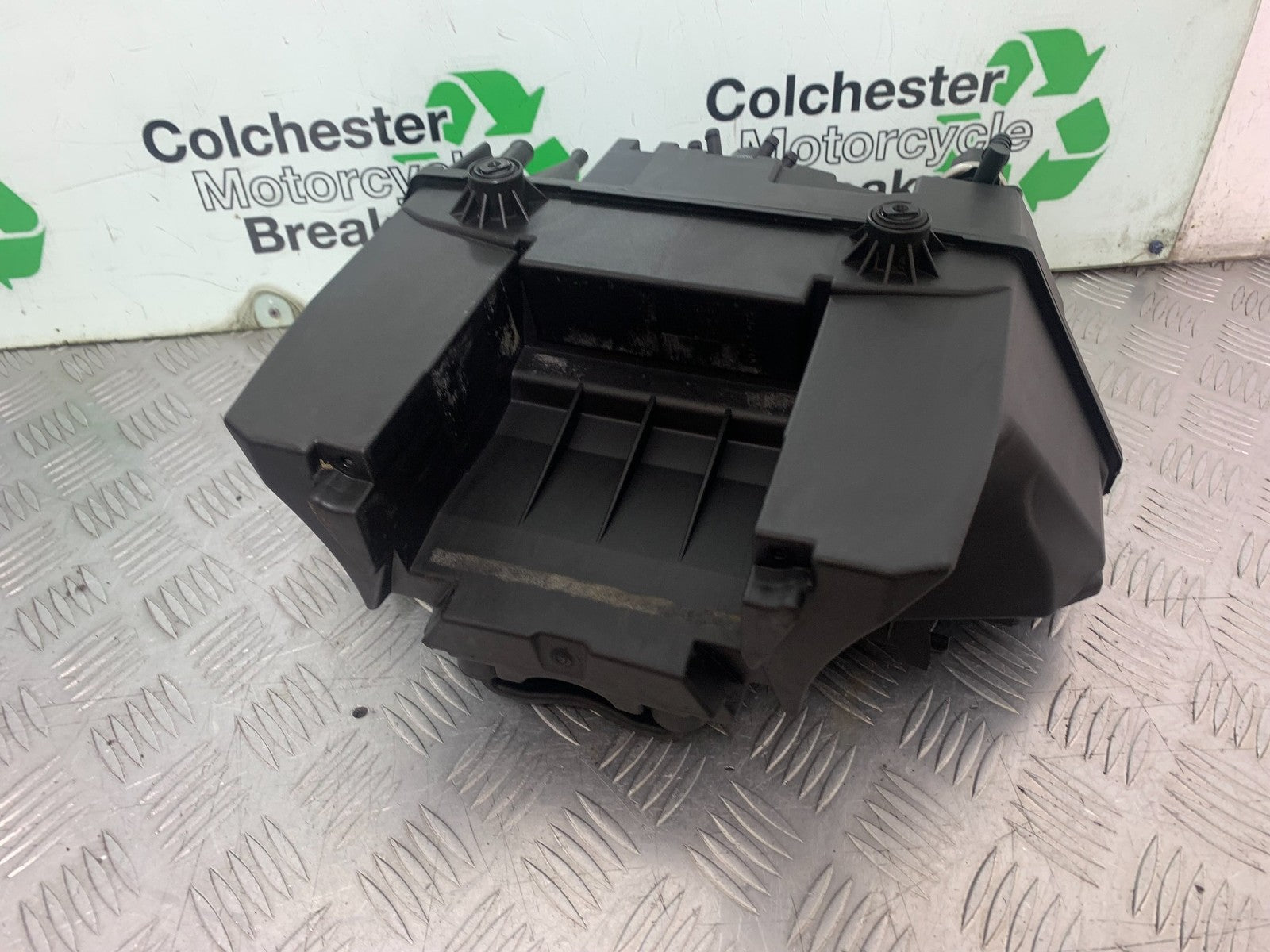 BMW K1300 S K 1300 S AIRBOX  YEAR 2009-16 (CMB1216)