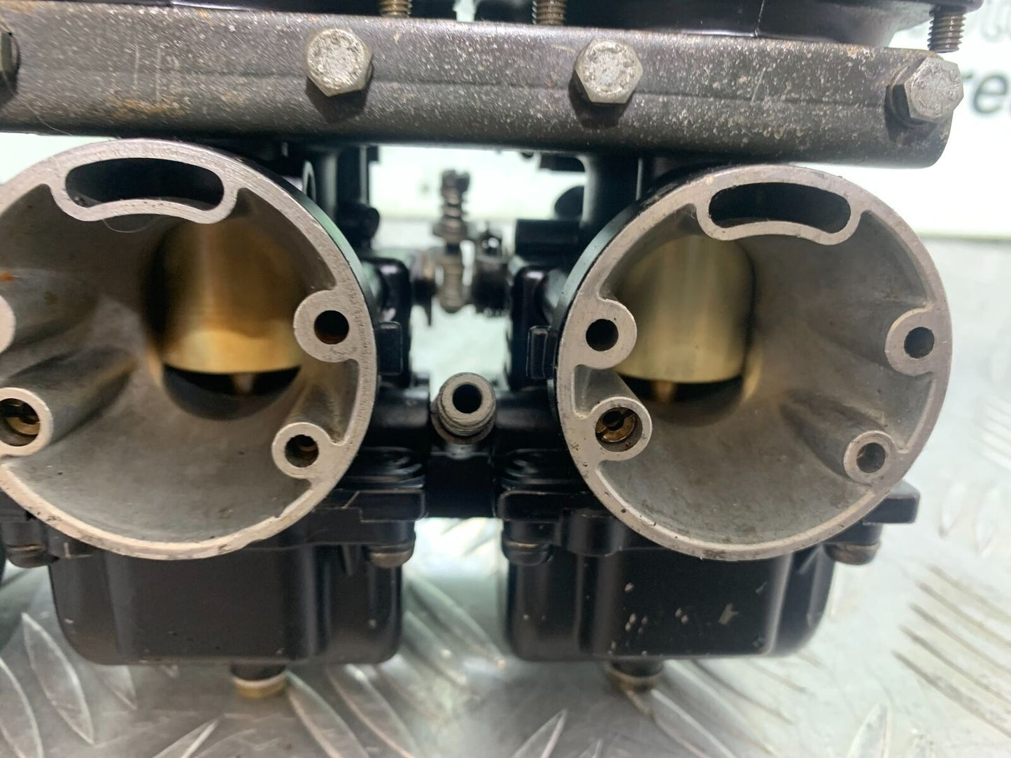 YAMAHA XS1100 MIDNIGHT SPECIAL CARBS  YEAR 1980-1982 (CMB1122)