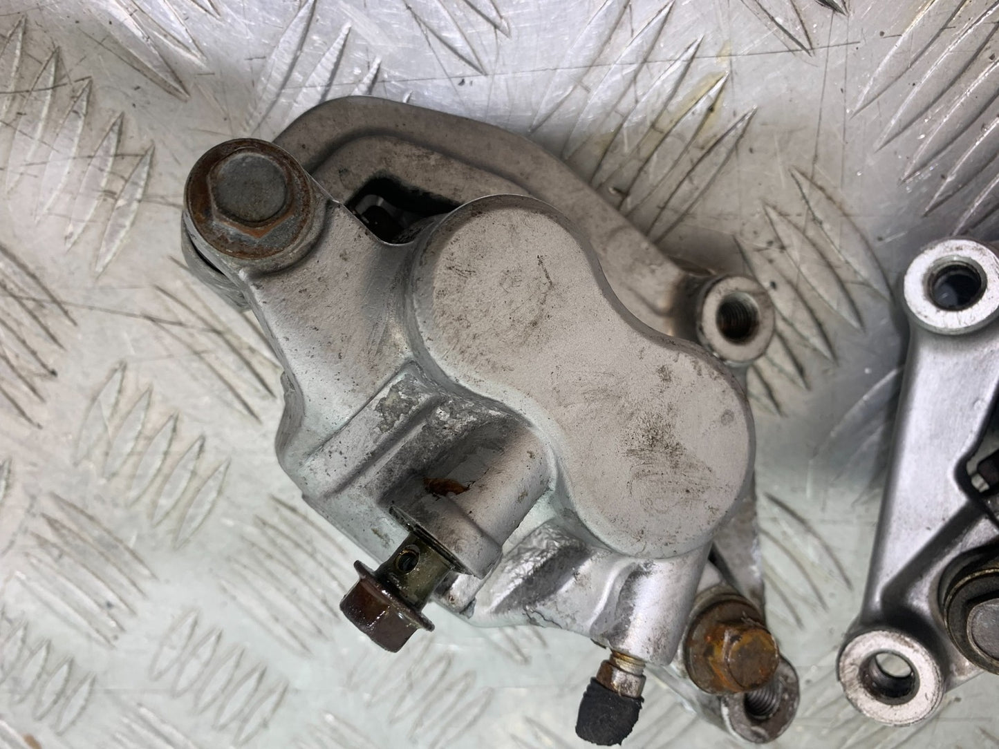YAMAHA XVS 1300 MIDNIGHT STAR FRONT BRAKE CALIPERS   YEAR 2007-16 (CMB1200)